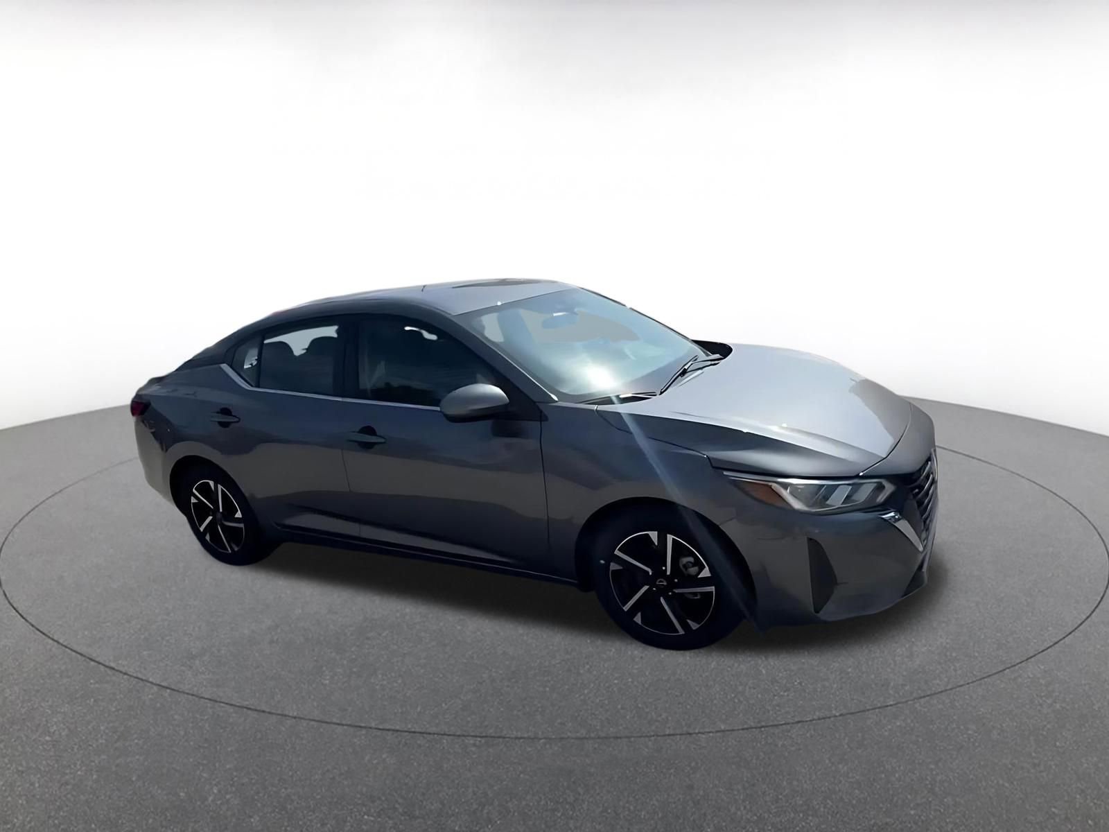 Thumbnail: 2025 Nissan Sentra - 2