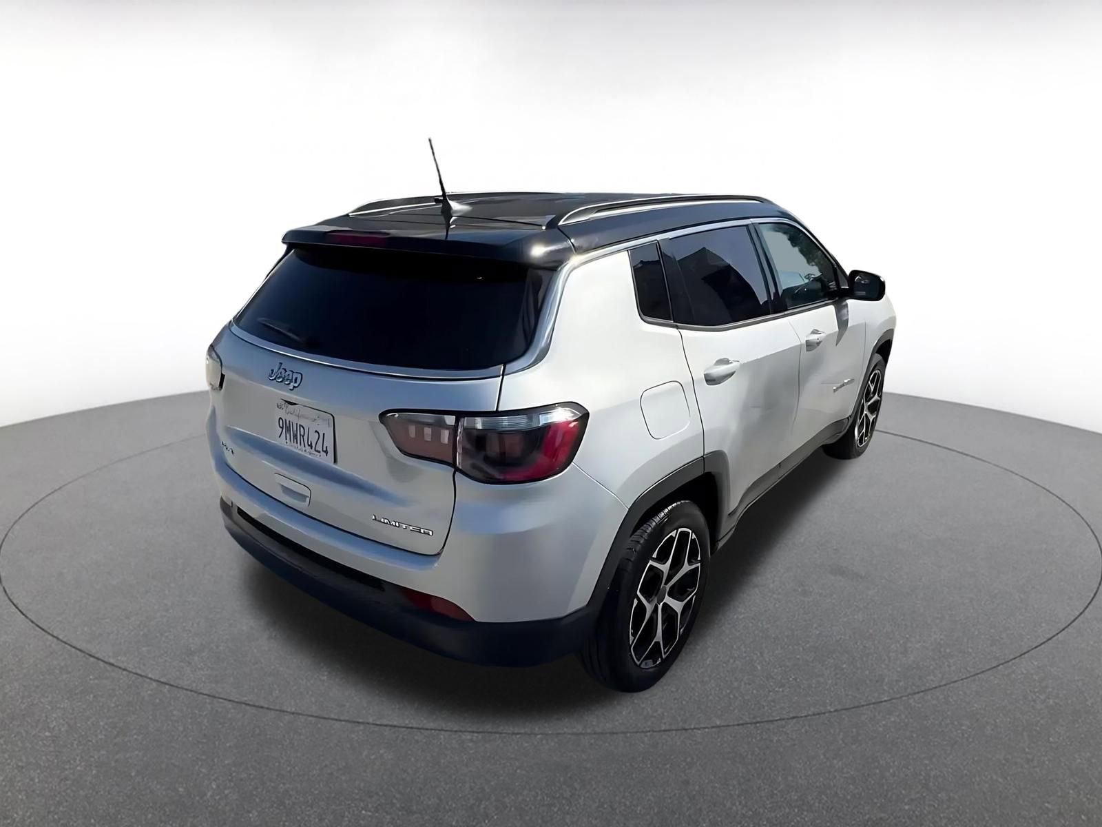 Thumbnail: 2025 Jeep Compass - 14