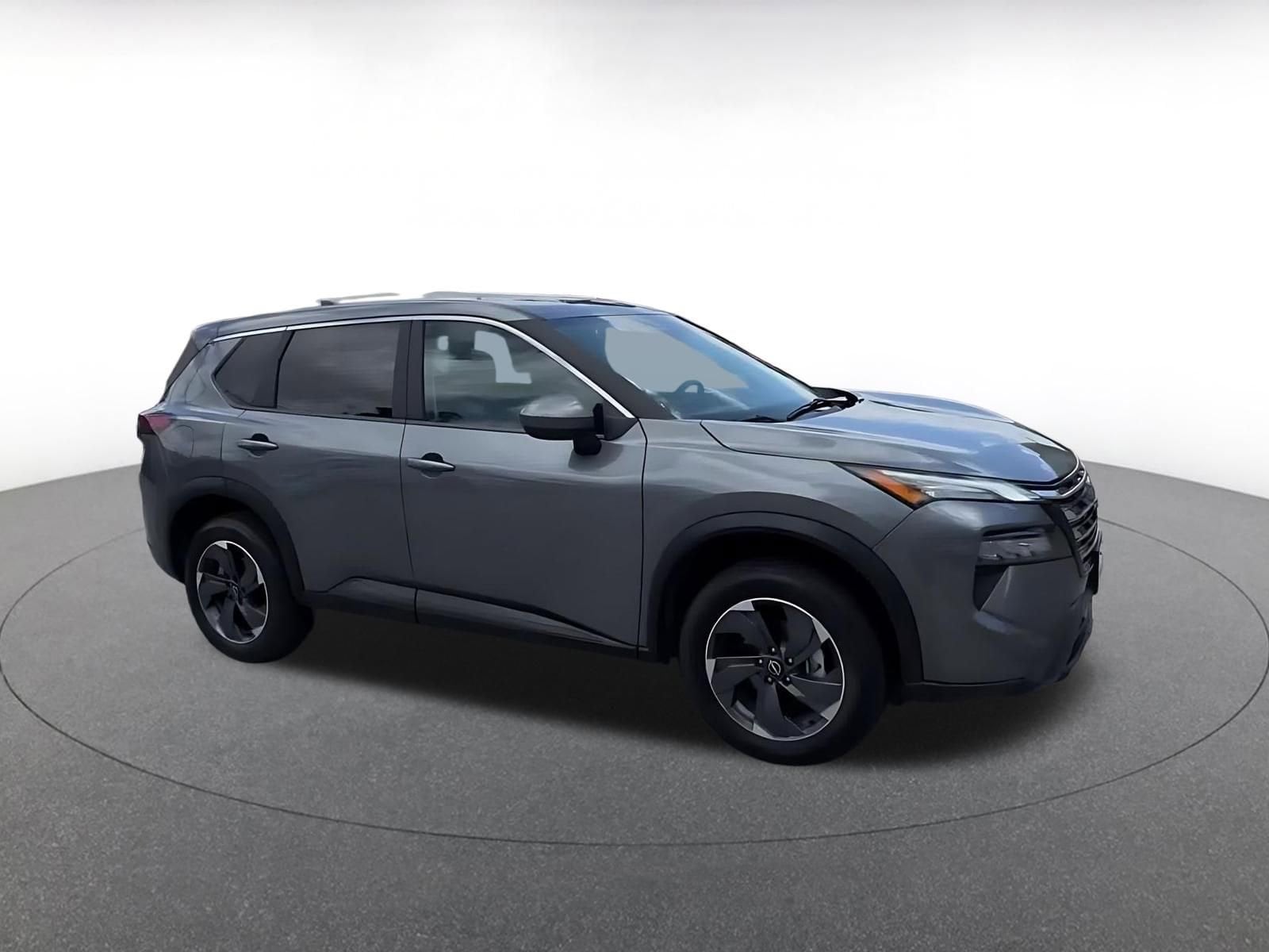 Thumbnail: 2025 Nissan Rogue - 2