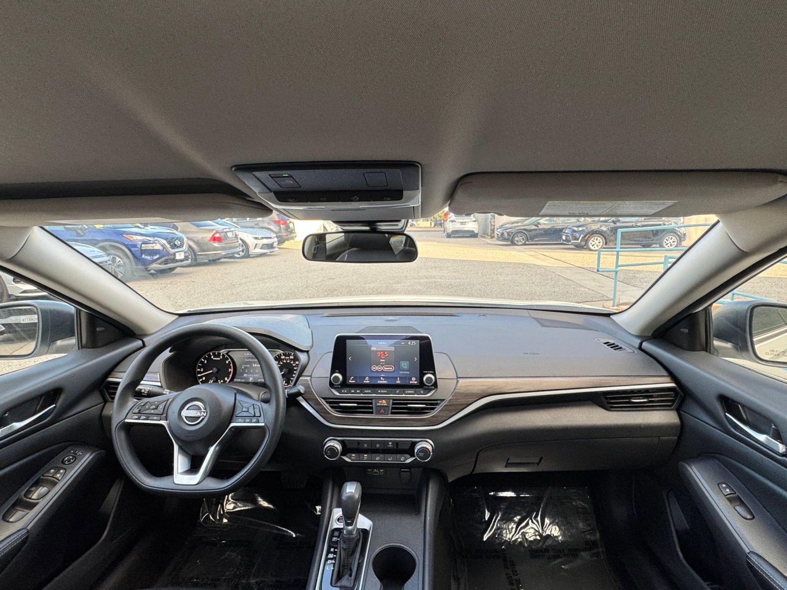 Thumbnail: 2025 Nissan Altima - 34