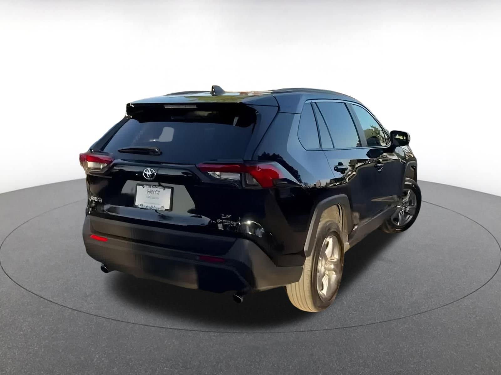 Thumbnail: 2025 Toyota RAV4 - 12