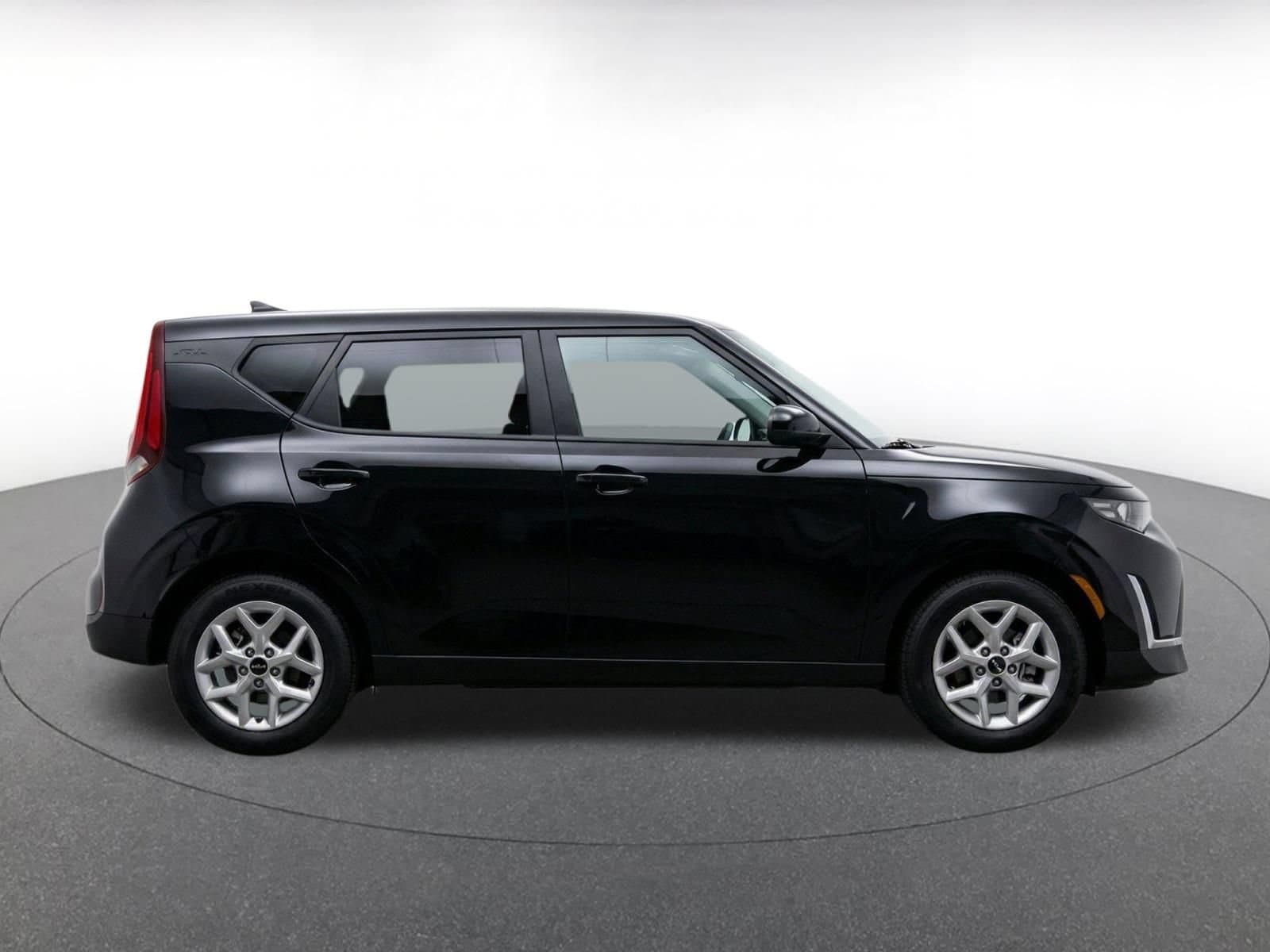 Thumbnail: 2025 Kia Soul - 11