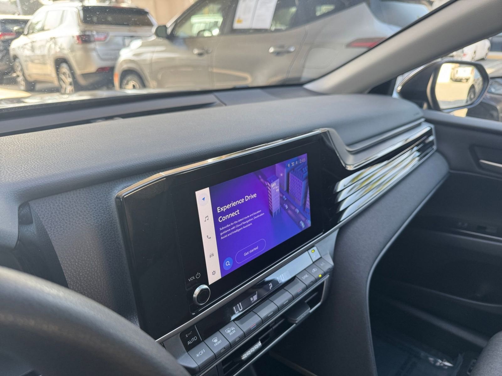 Thumbnail: 2025 Toyota Camry - 18