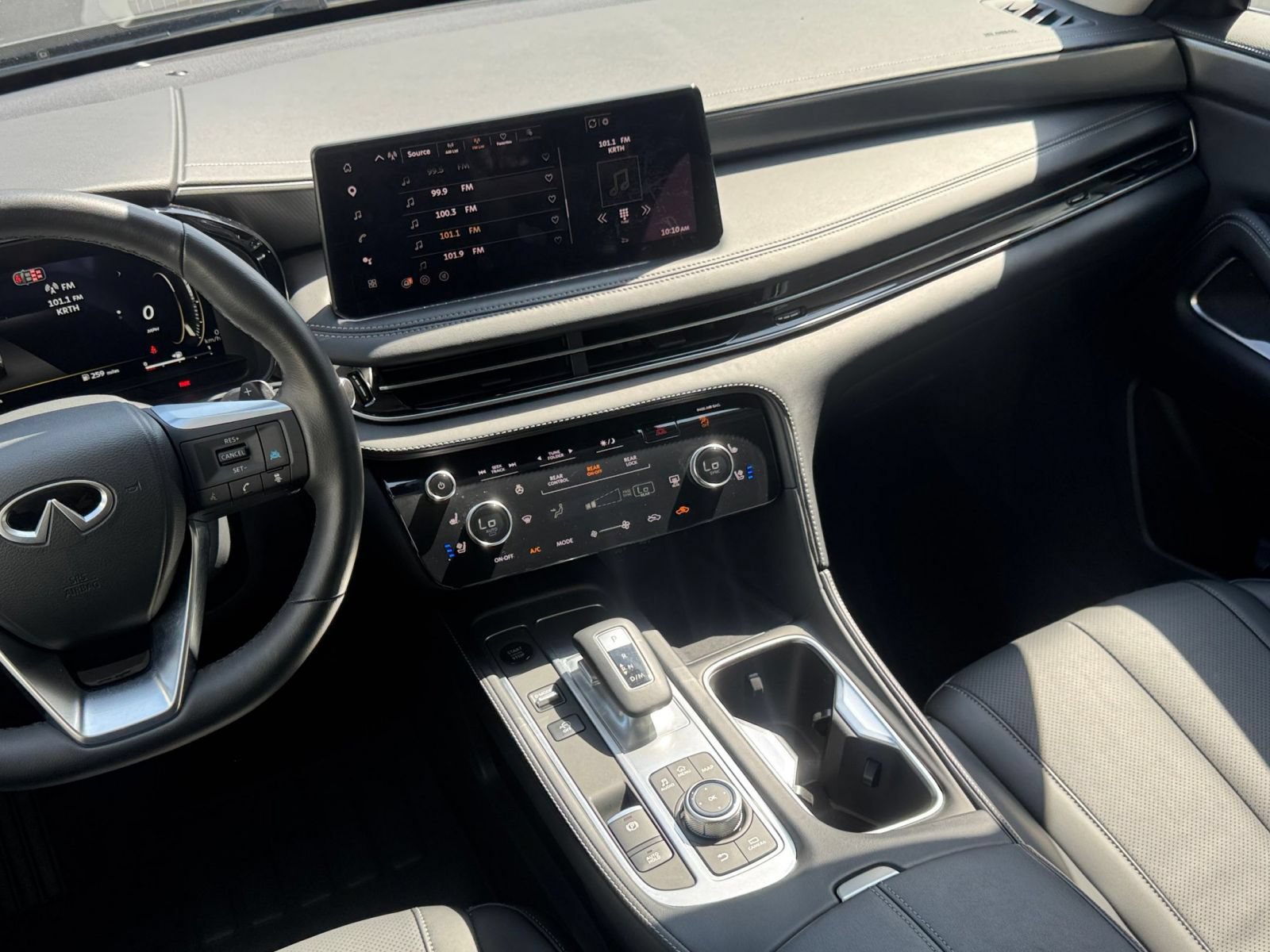 Thumbnail: 2026 INFINITI QX60 - 21