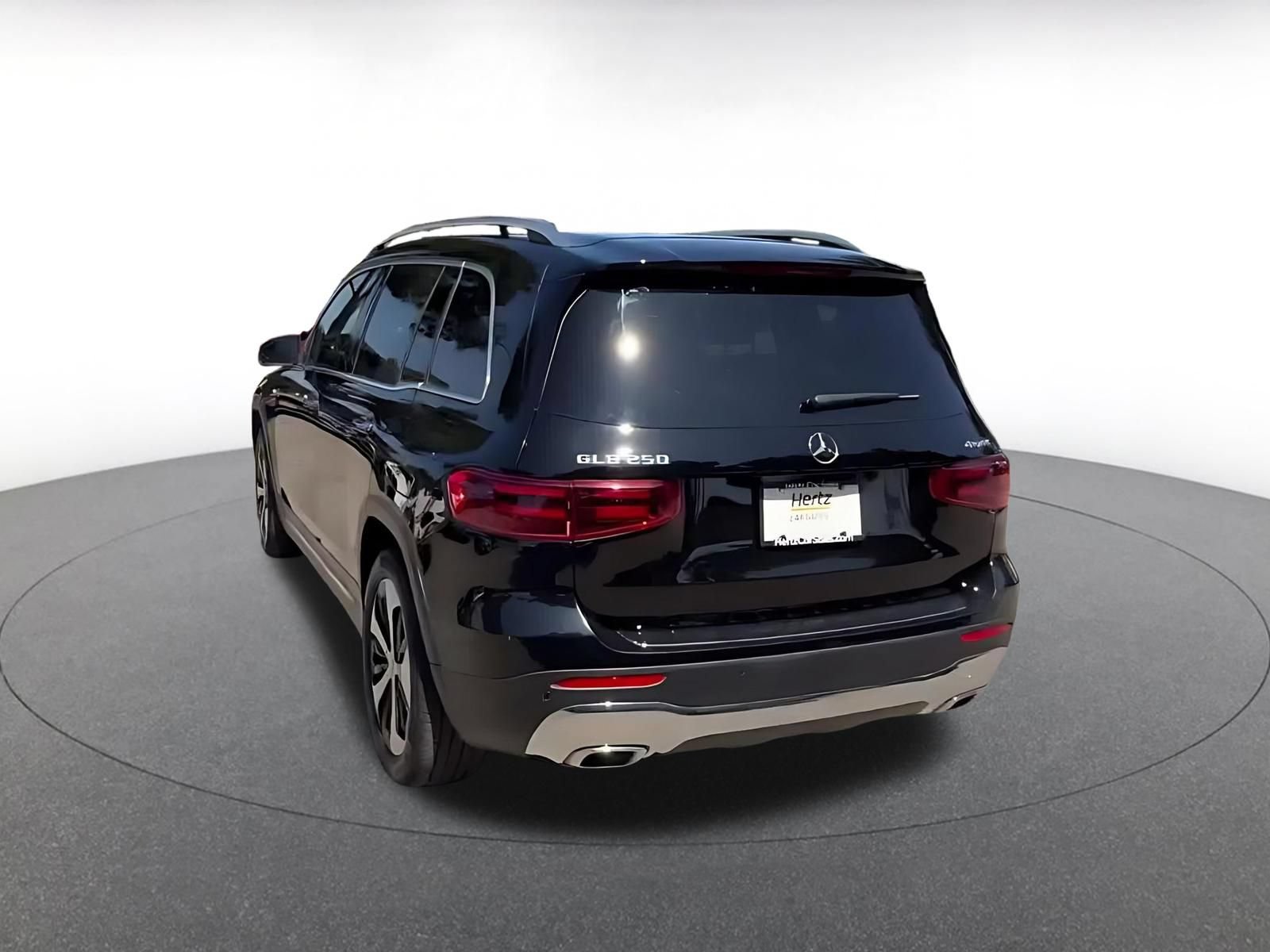 Thumbnail: 2025 Mercedes-Benz GLB - 15