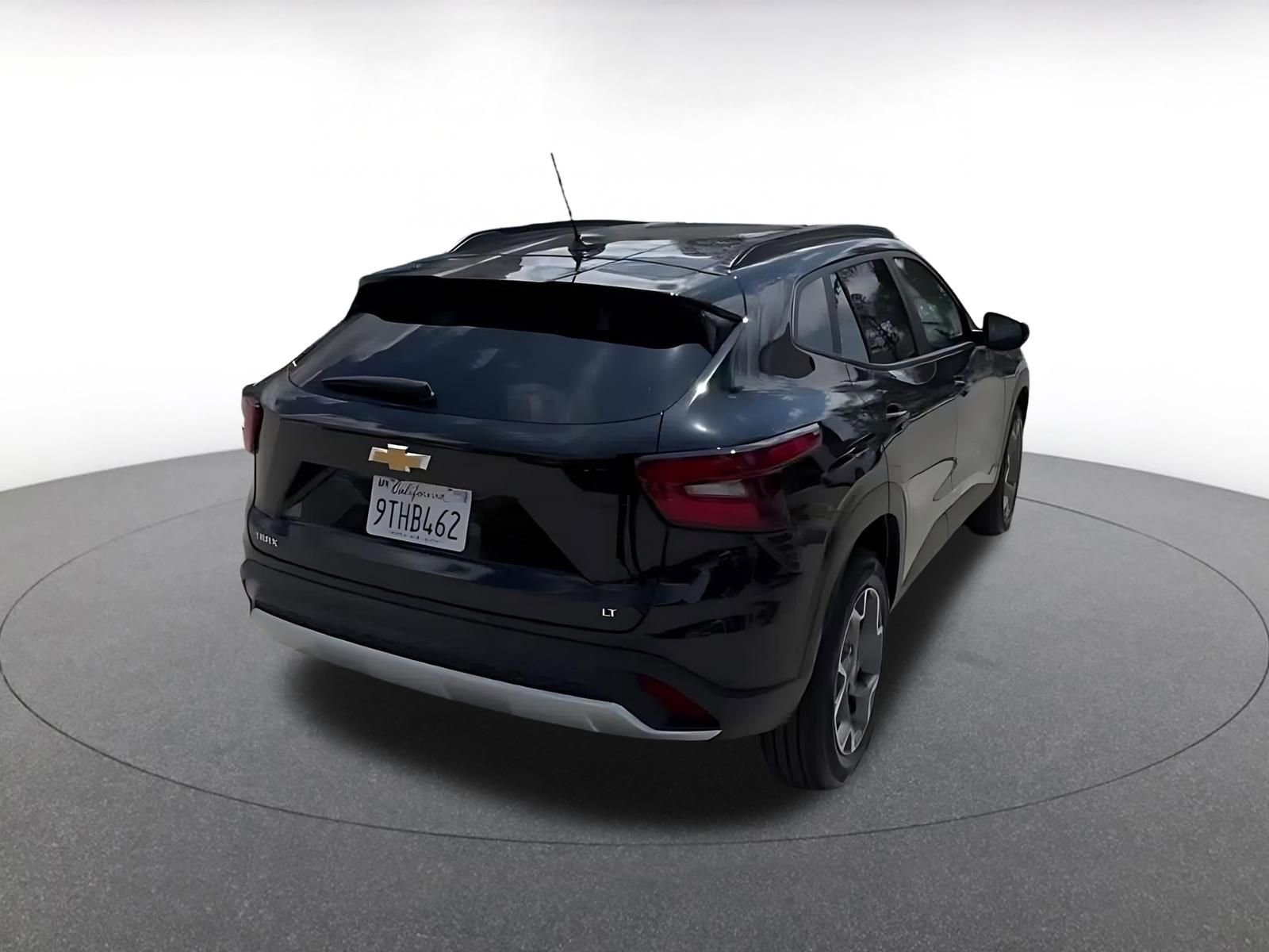 Thumbnail: 2025 Chevrolet Trax - 14