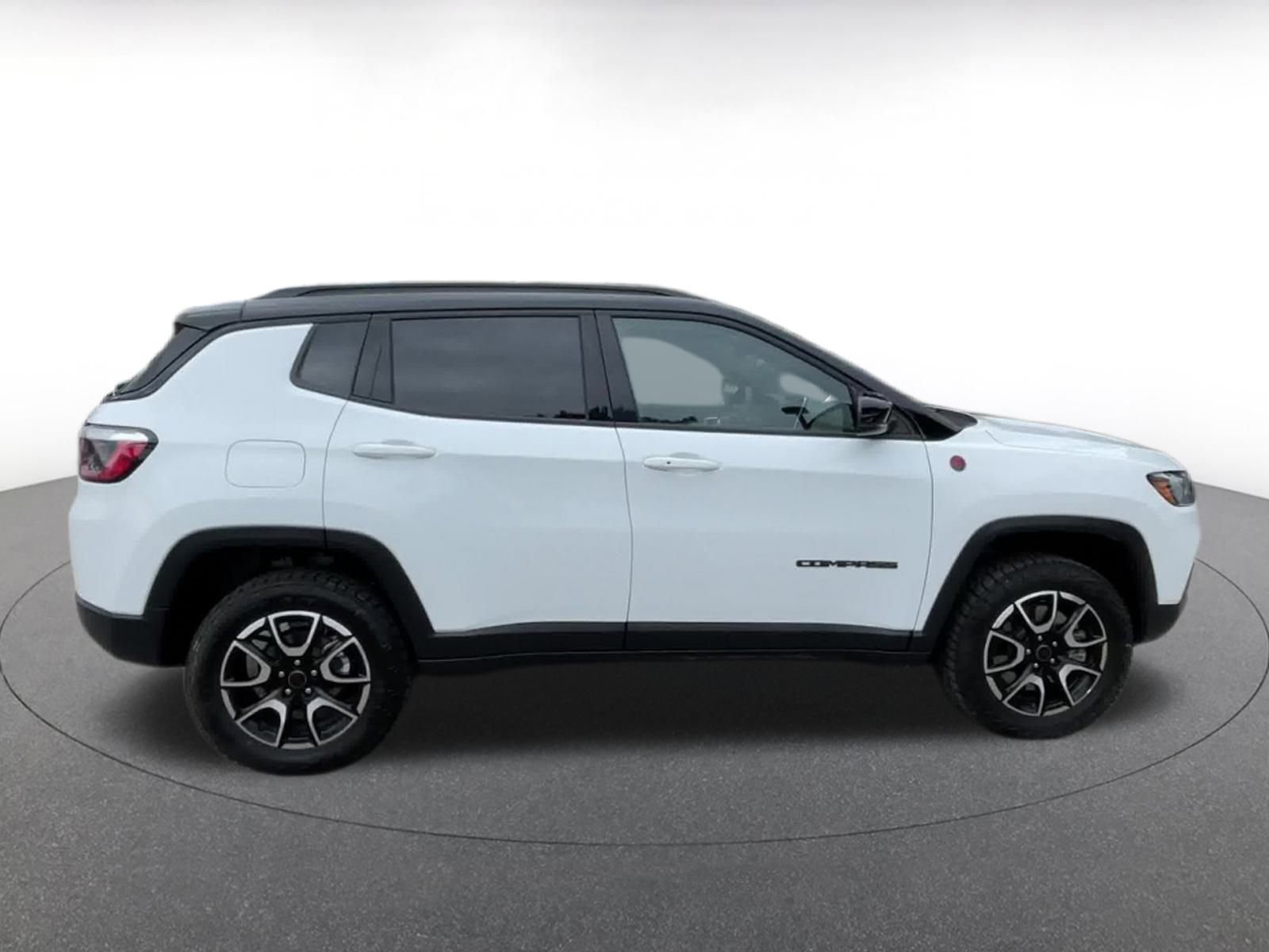 Thumbnail: 2025 Jeep Compass - 16