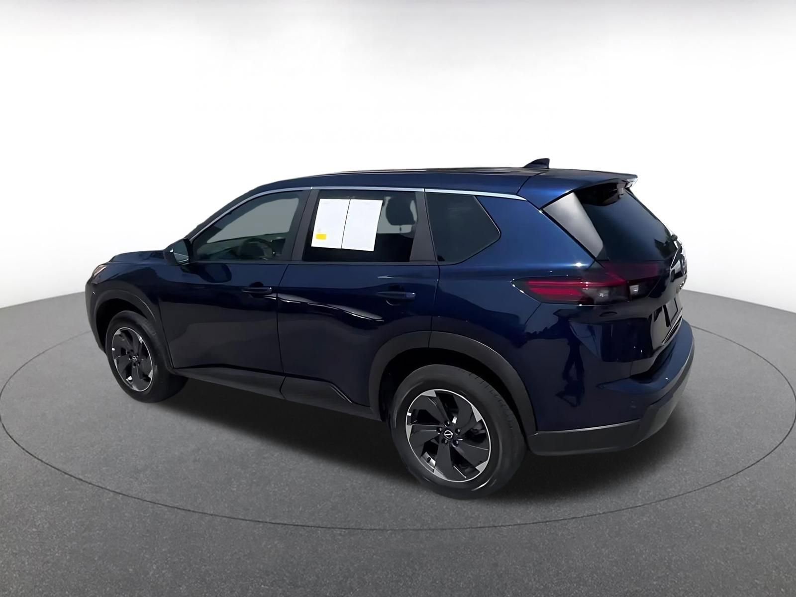 Thumbnail: 2025 Nissan Rogue - 10