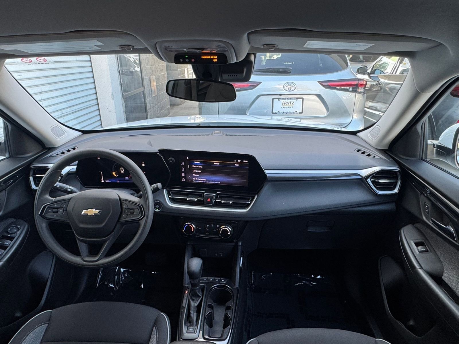 Thumbnail: 2025 Chevrolet TrailBlazer - 31