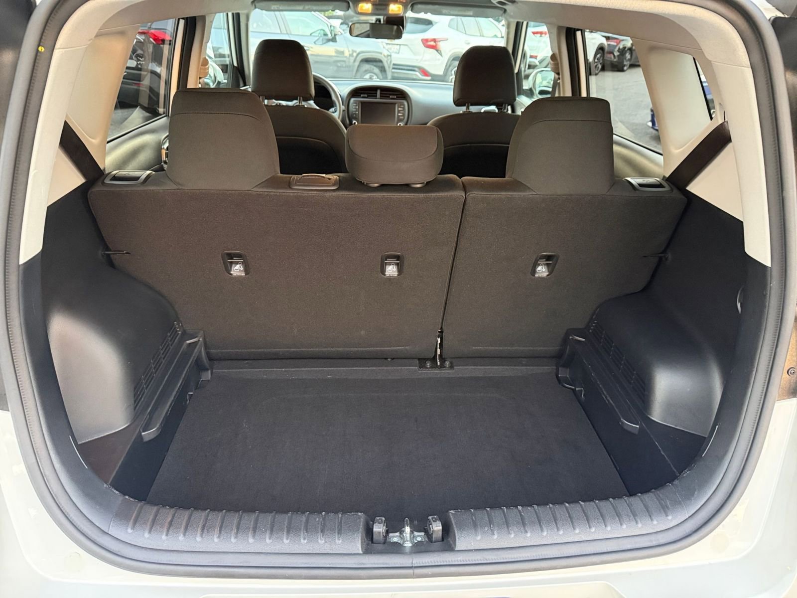 Thumbnail: 2025 Kia Soul - 27