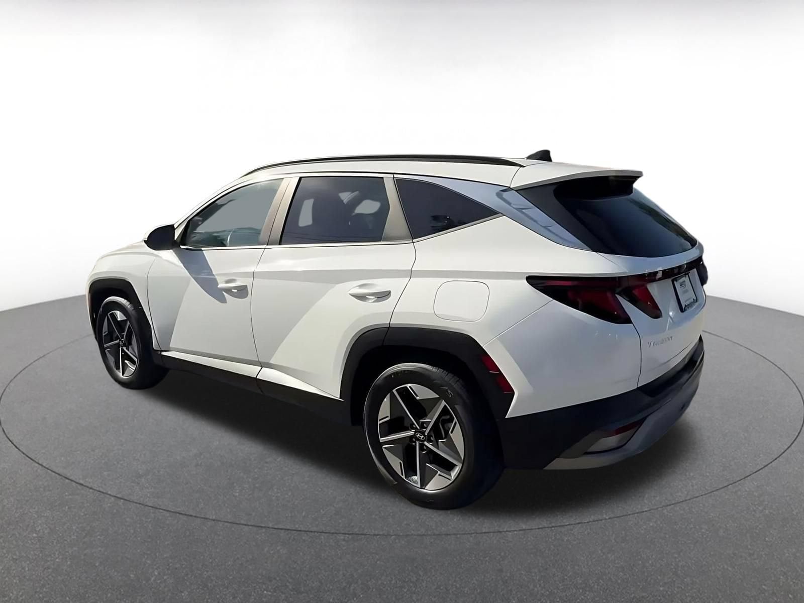 Thumbnail: 2025 Hyundai Tucson - 9