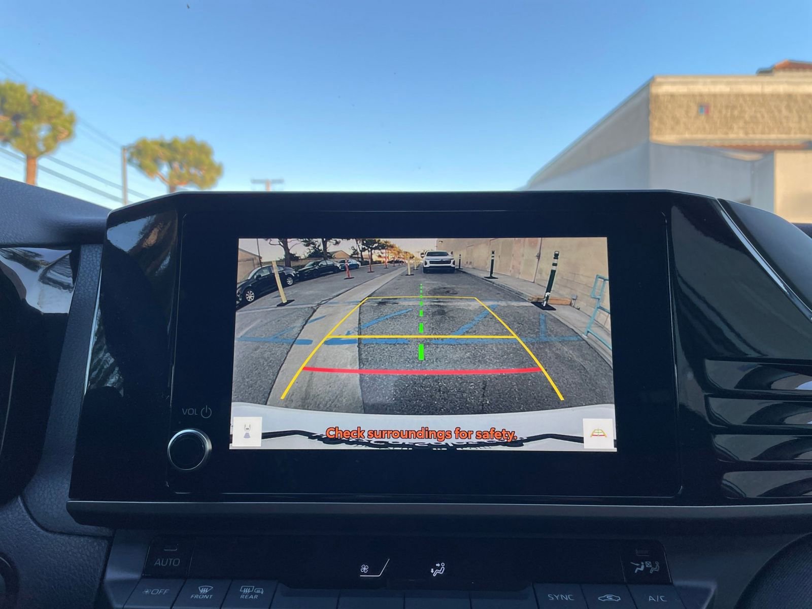 Thumbnail: 2025 Toyota Camry - 17