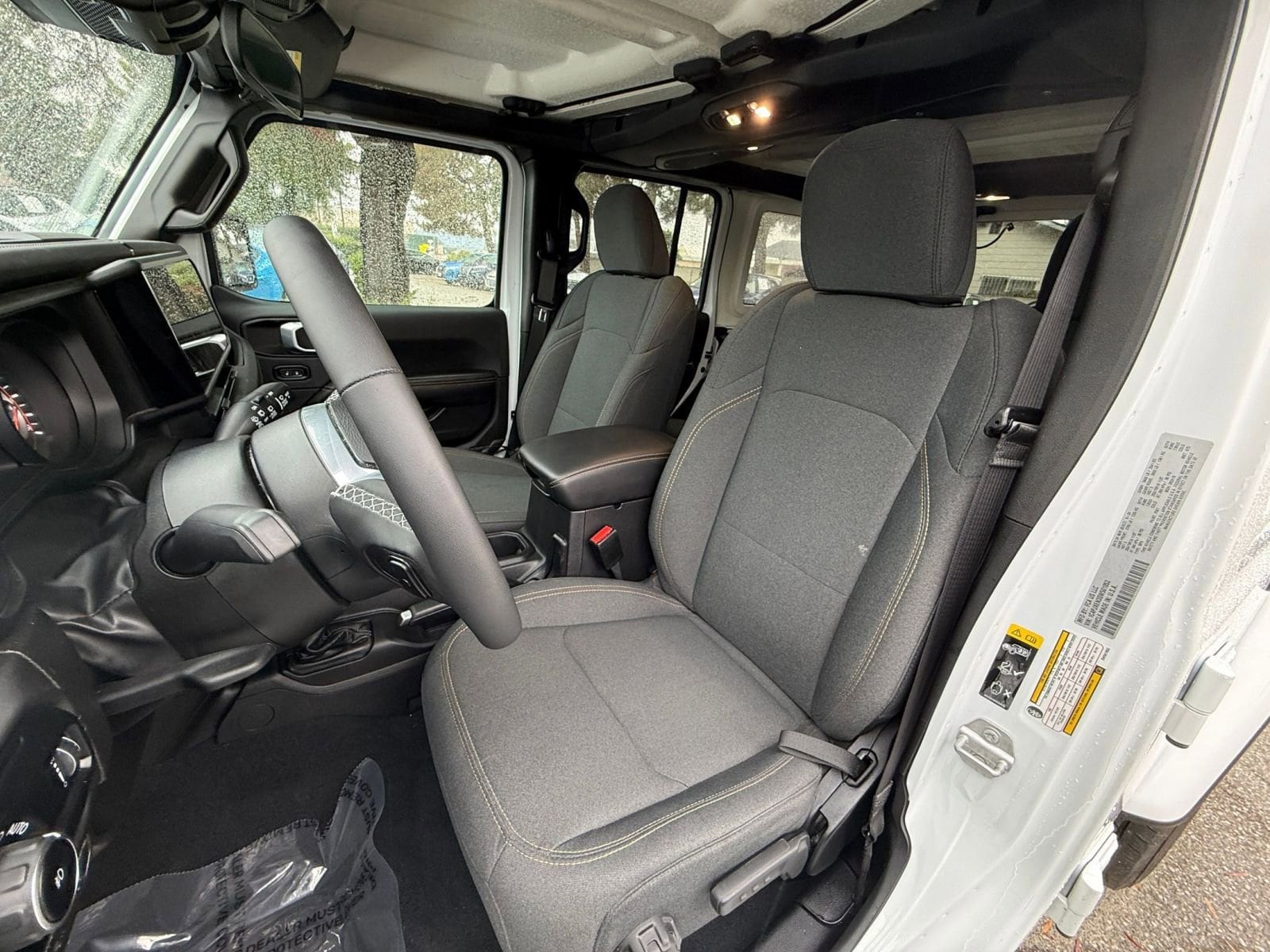 Thumbnail: 2025 Jeep Wrangler - 32