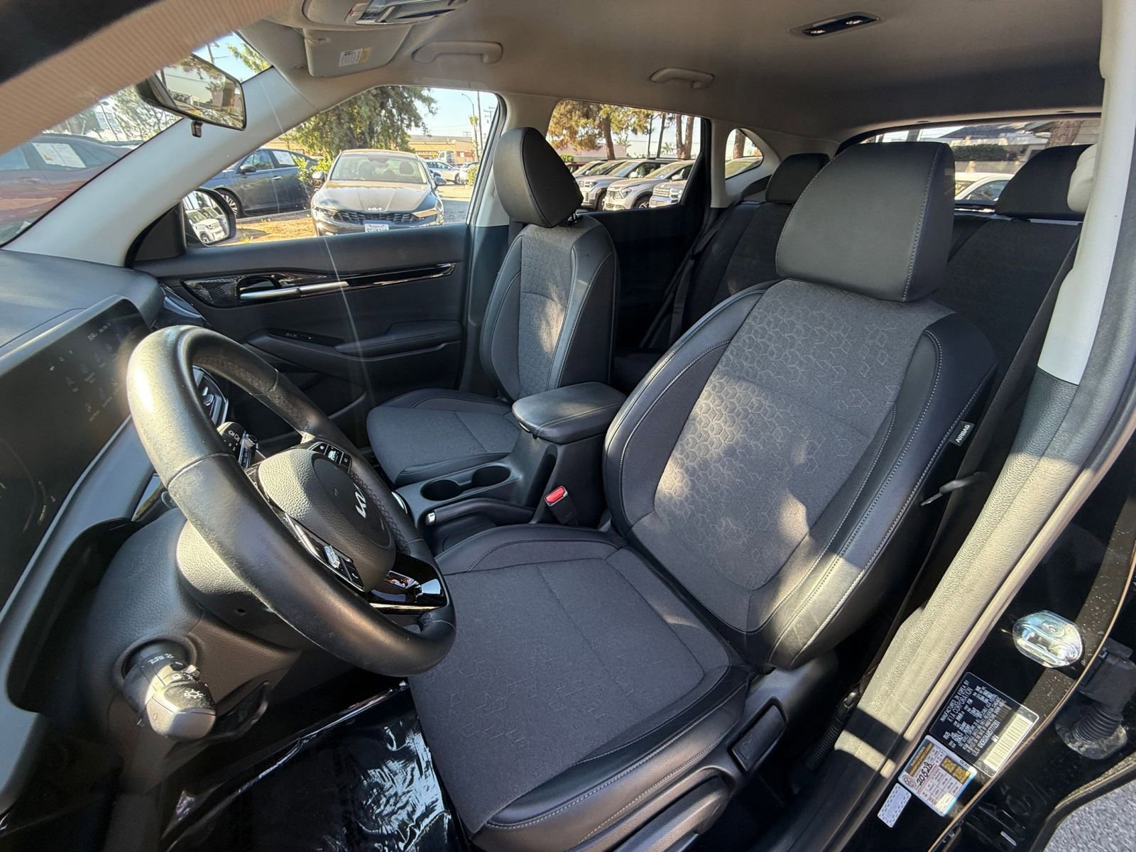 Thumbnail: 2025 Kia Seltos - 33