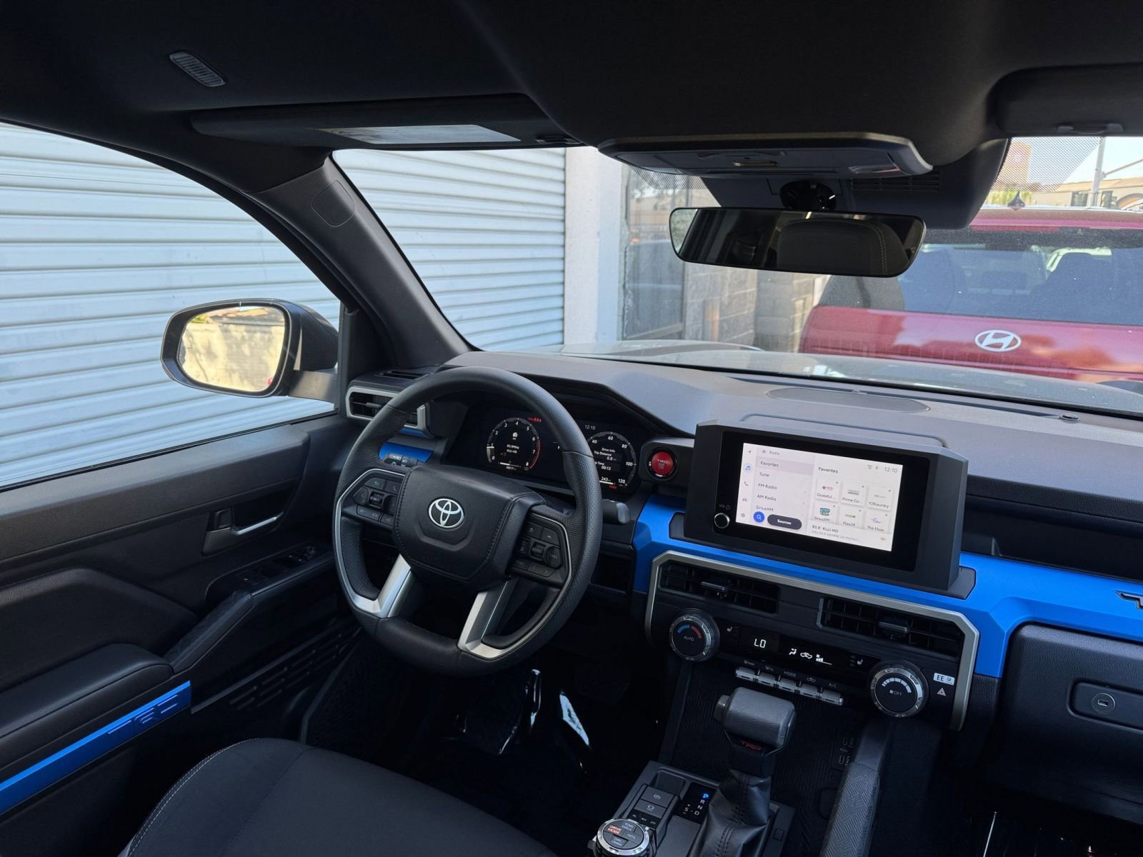 Thumbnail: 2025 Toyota Tacoma - 34