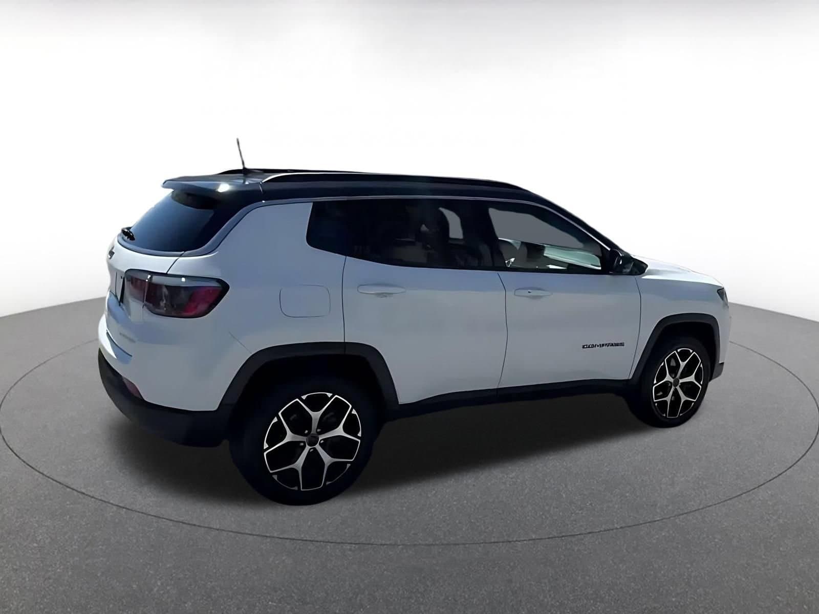Thumbnail: 2025 Jeep Compass - 12