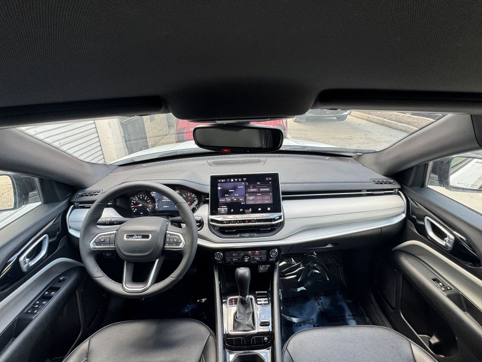 Thumbnail: 2025 Jeep Compass - 34