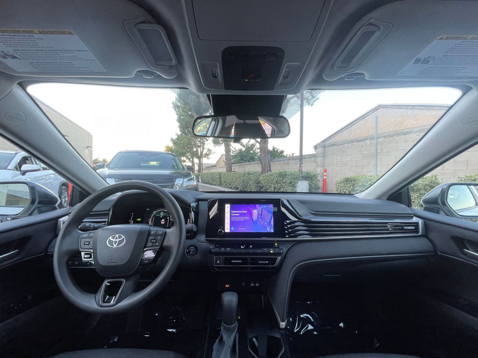 Thumbnail: 2025 Toyota Camry - 33