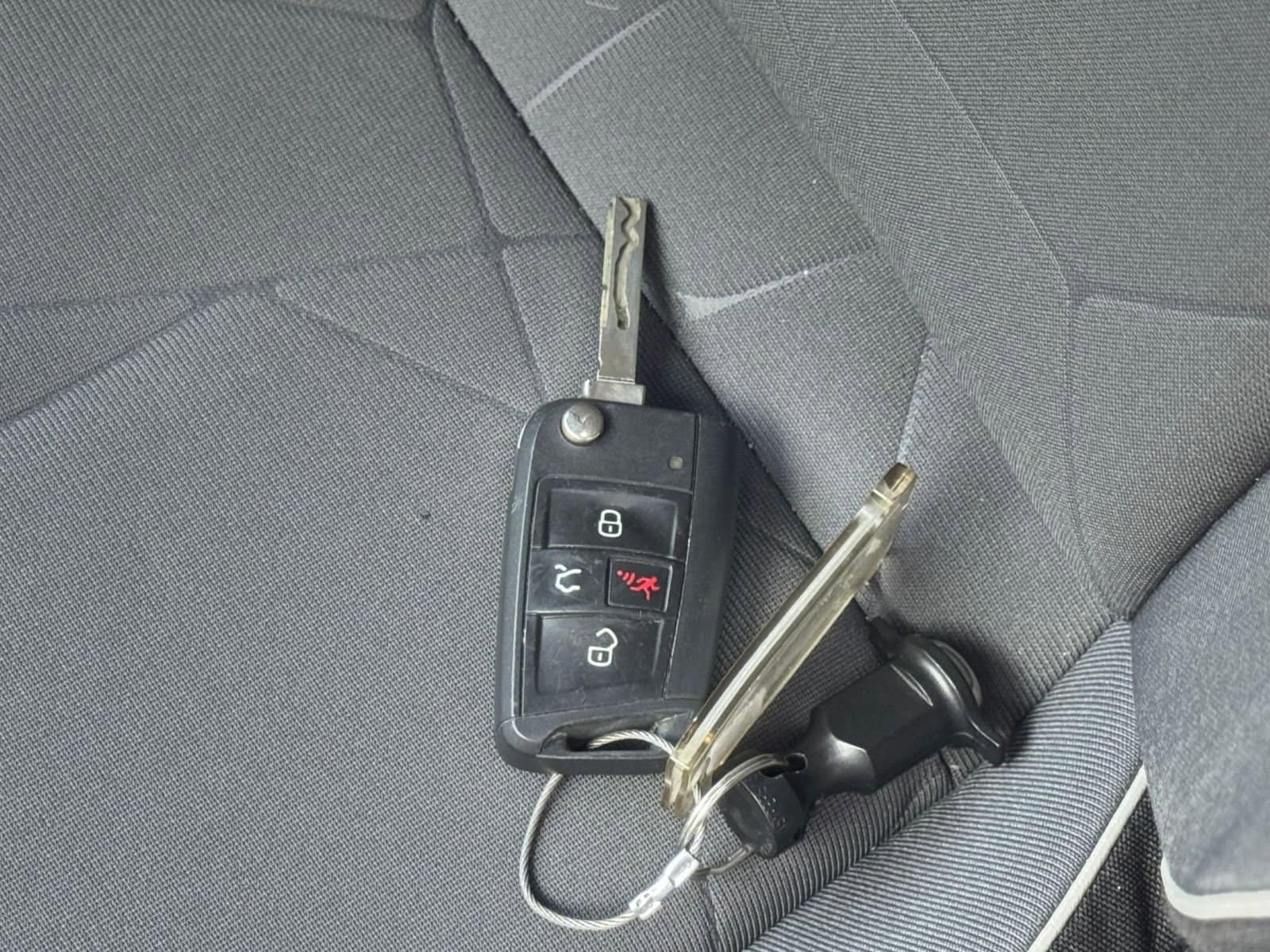 Thumbnail: 2025 Volkswagen Jetta - 22