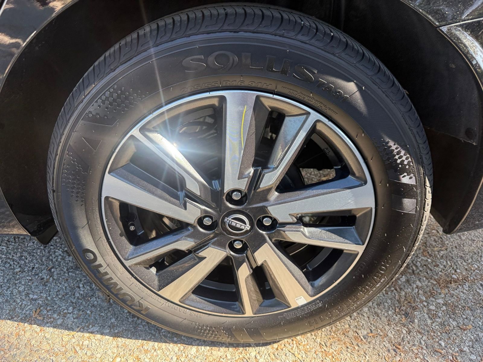 Thumbnail: 2025 Nissan Versa - 25