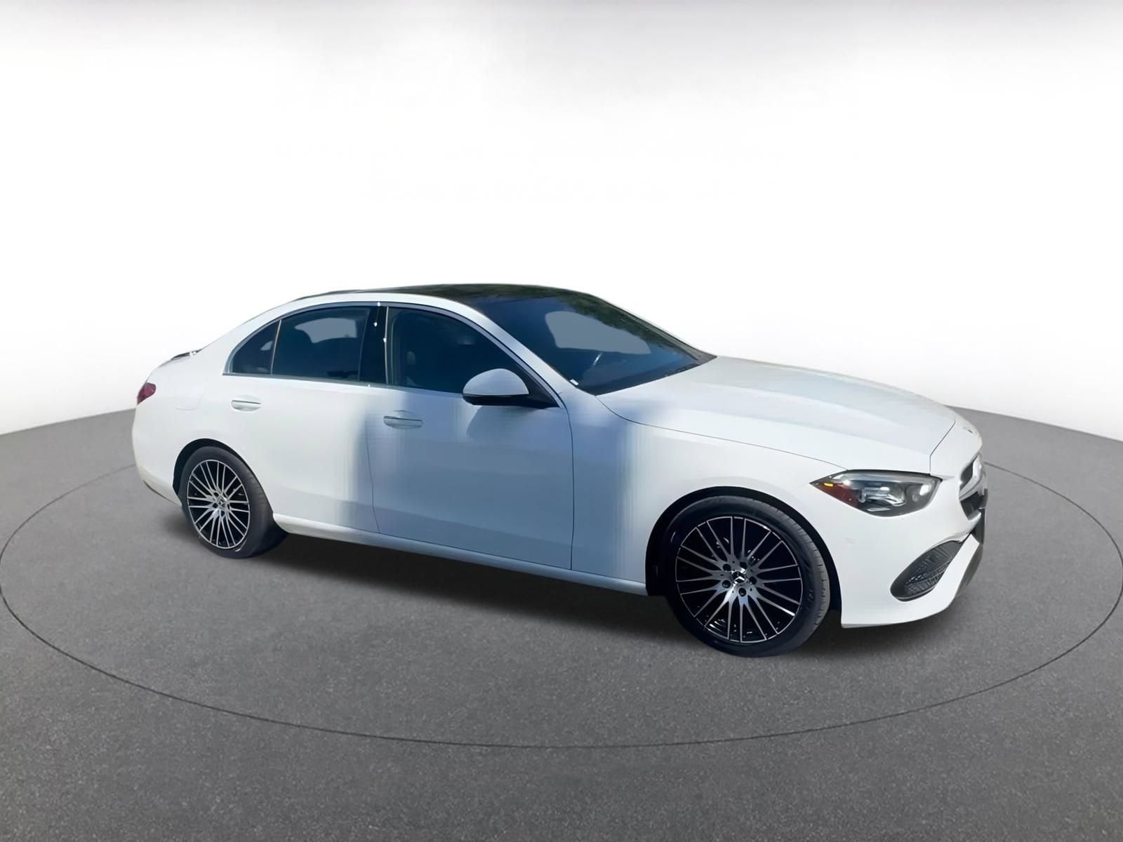 Thumbnail: 2024 Mercedes-Benz C-Class - 2