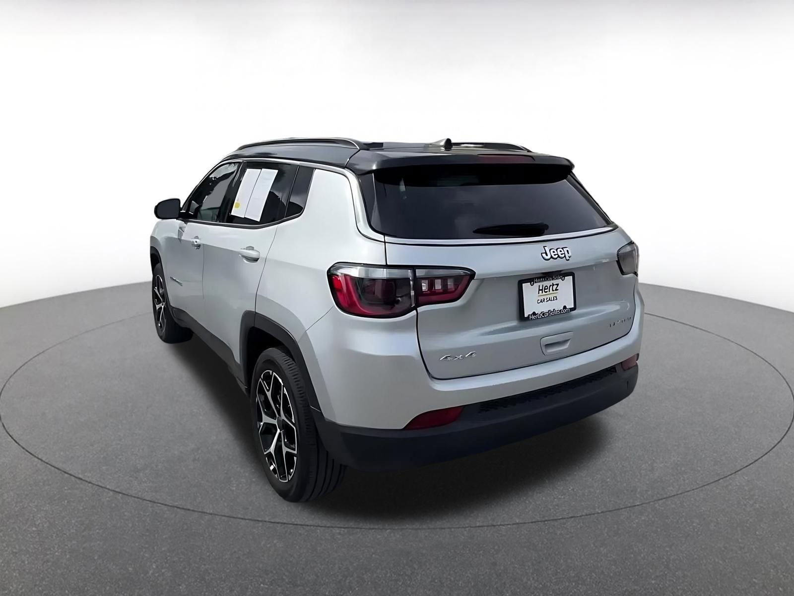 Thumbnail: 2025 Jeep Compass - 11