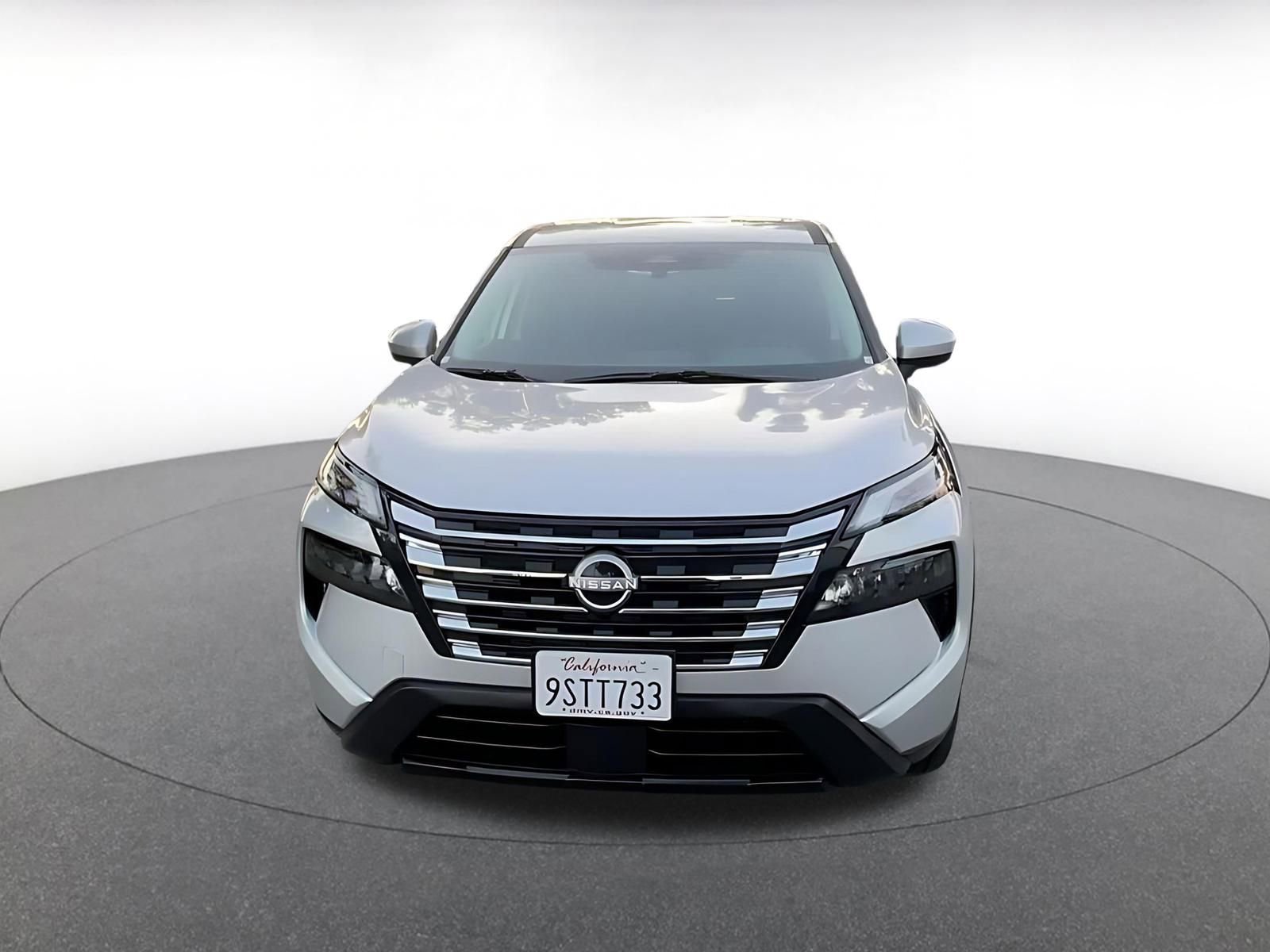 Thumbnail: 2025 Nissan Rogue - 4