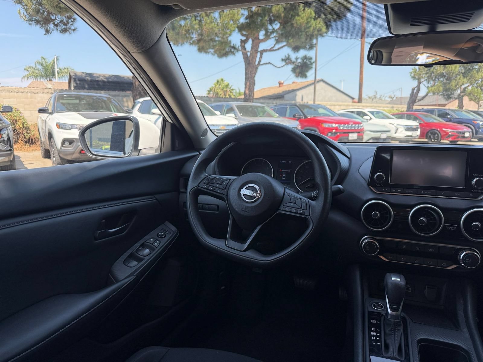Thumbnail: 2025 Nissan Sentra - 31