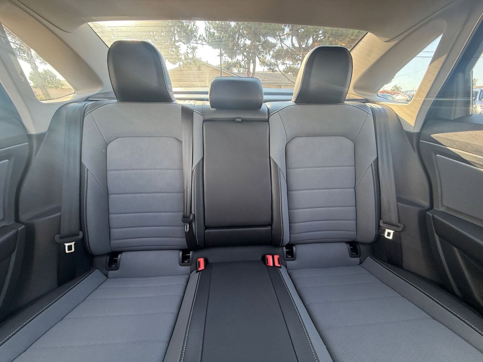 Thumbnail: 2025 Volkswagen Jetta - 34