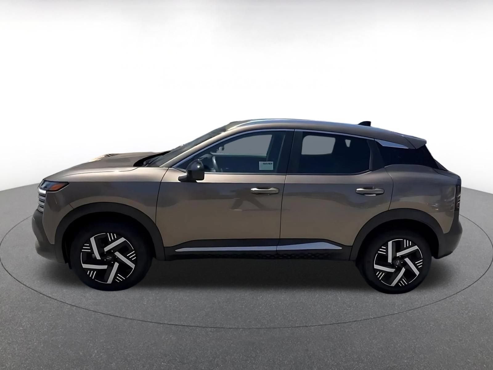 Thumbnail: 2026 Nissan Kicks - 8