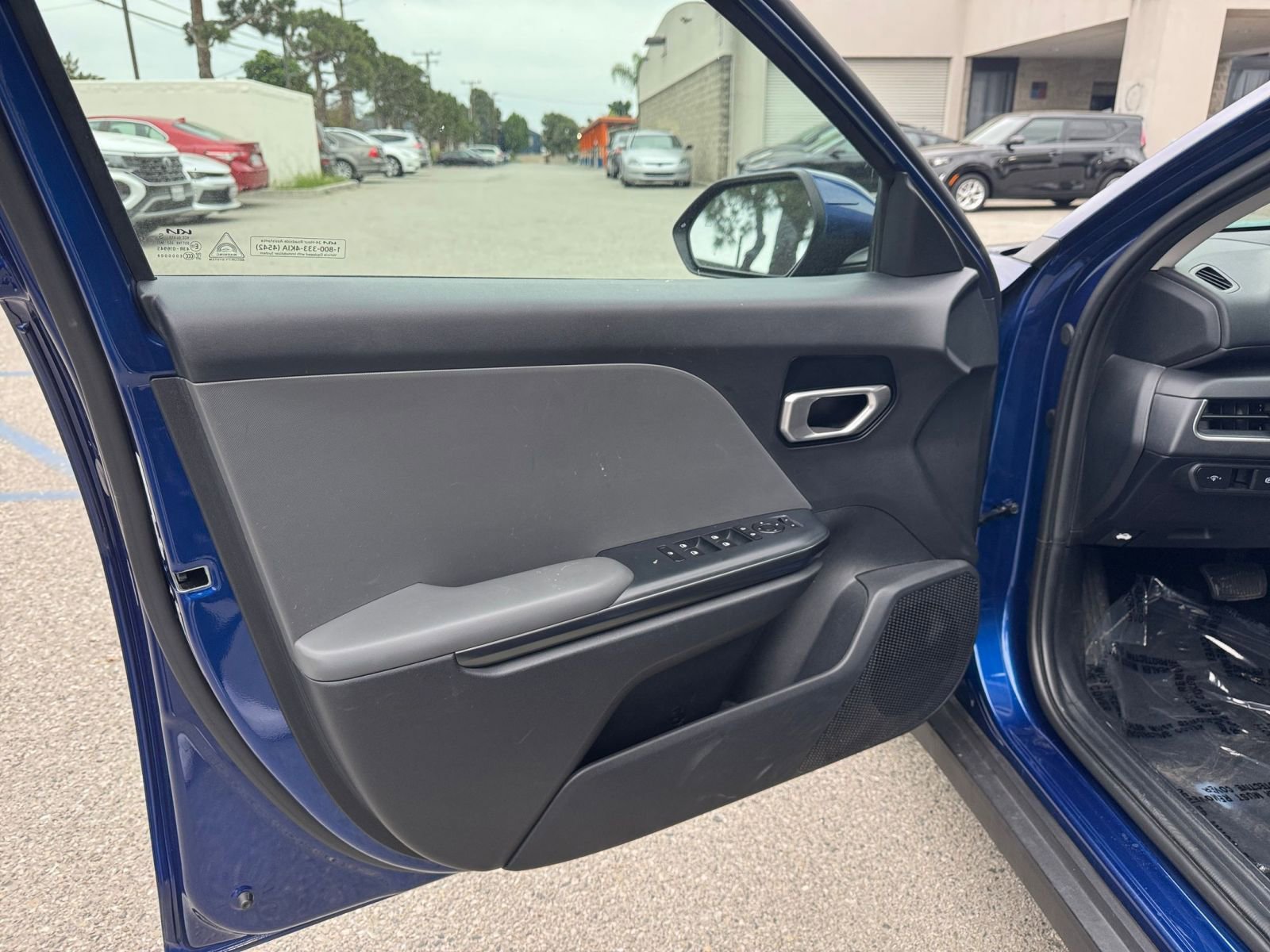 Thumbnail: 2025 Kia K4 - 18