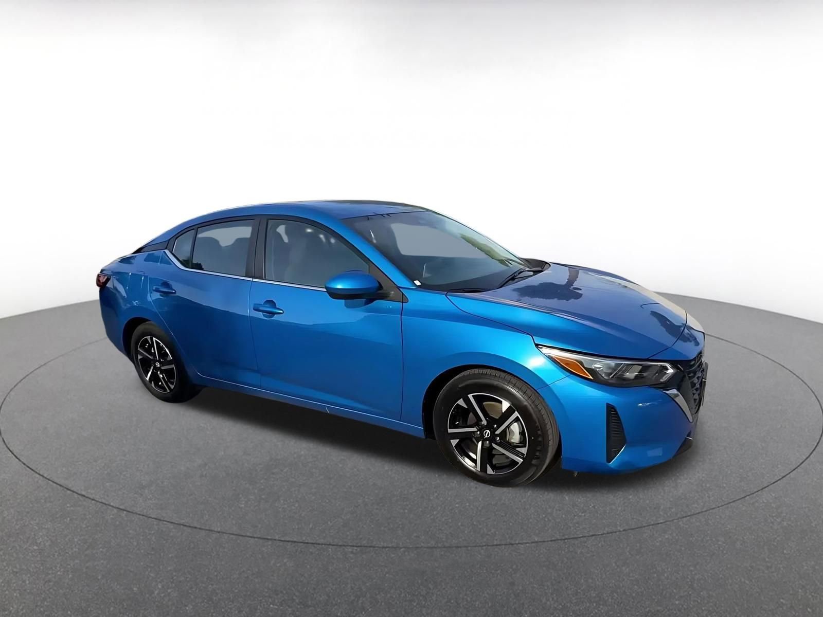 Thumbnail: 2025 Nissan Sentra - 2