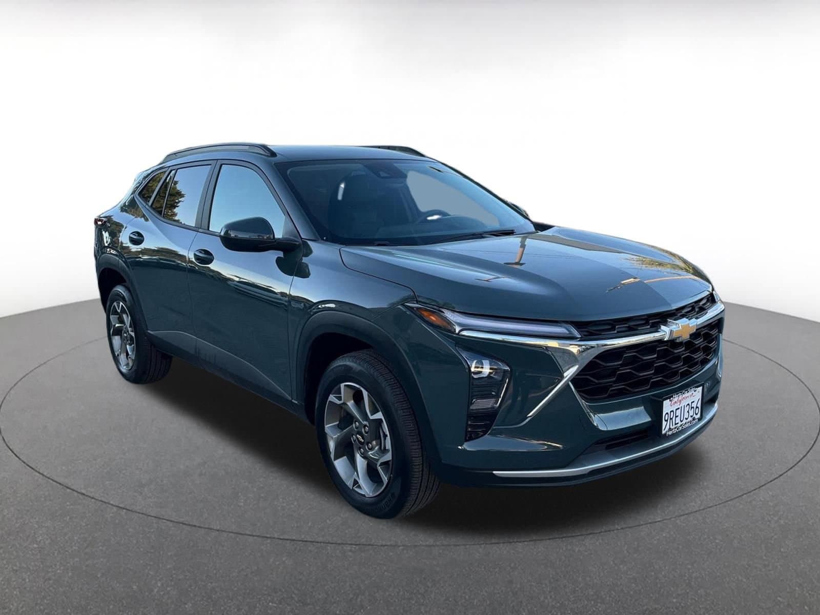 Thumbnail: 2025 Chevrolet Trax - 1