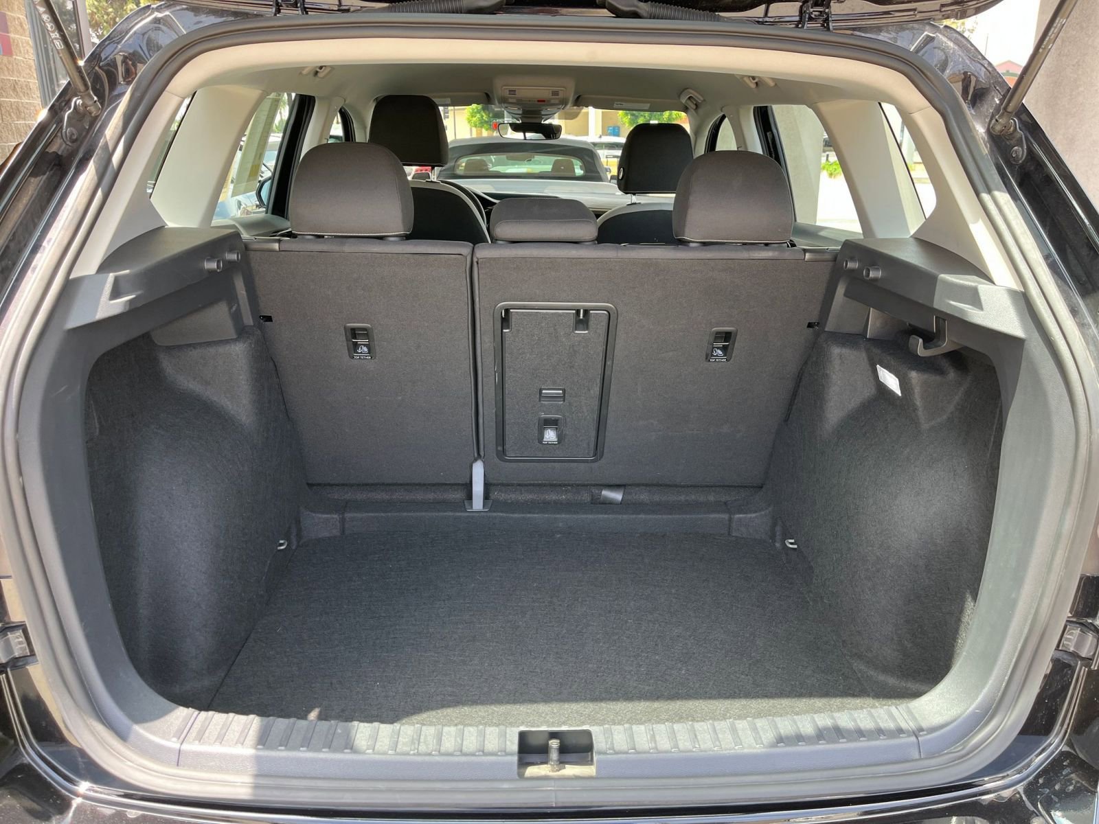 2024 Volkswagen Taos S 31