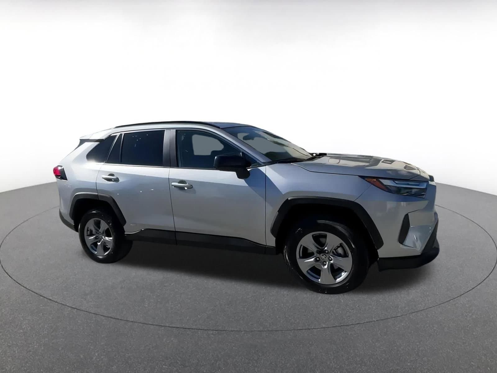 Thumbnail: 2025 Toyota RAV4 - 2