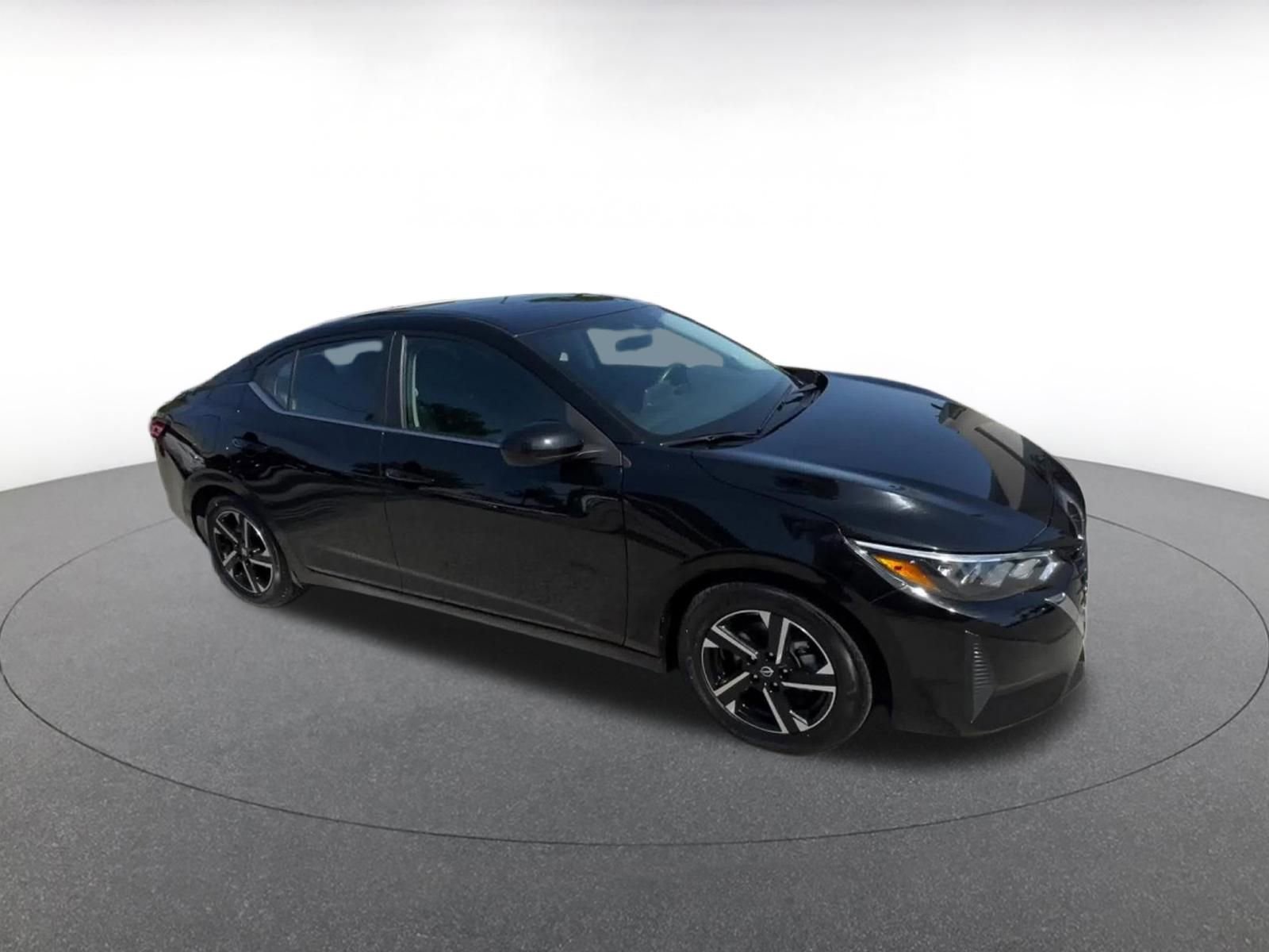 Thumbnail: 2025 Nissan Sentra - 2