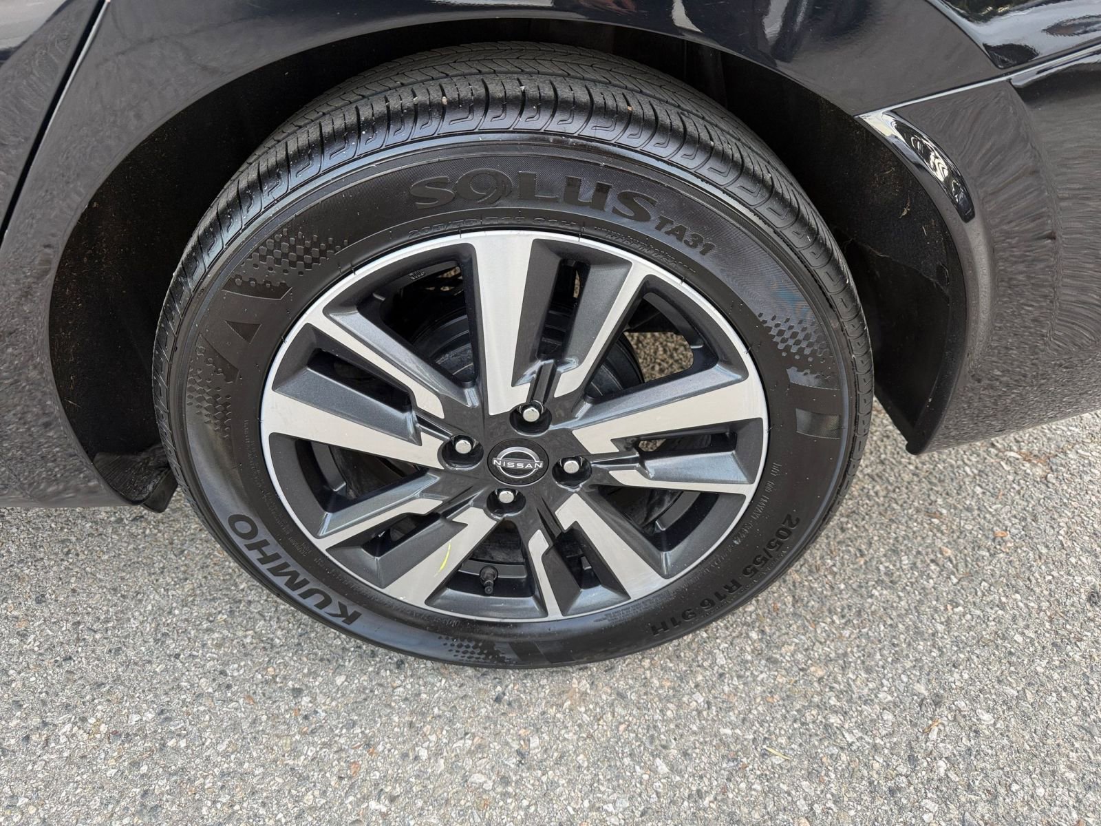 Thumbnail: 2025 Nissan Versa - 25