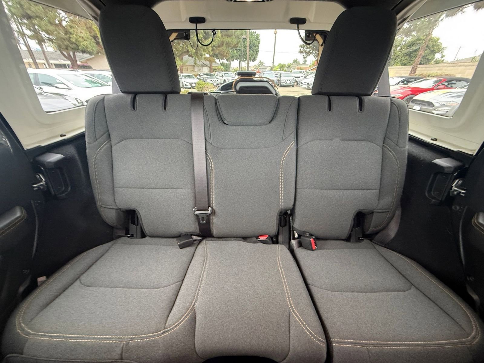 Thumbnail: 2025 Jeep Wrangler - 34