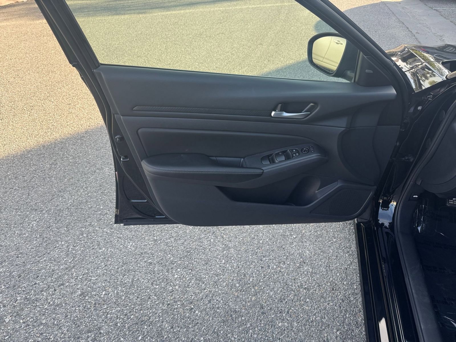 Thumbnail: 2025 Nissan Altima - 18