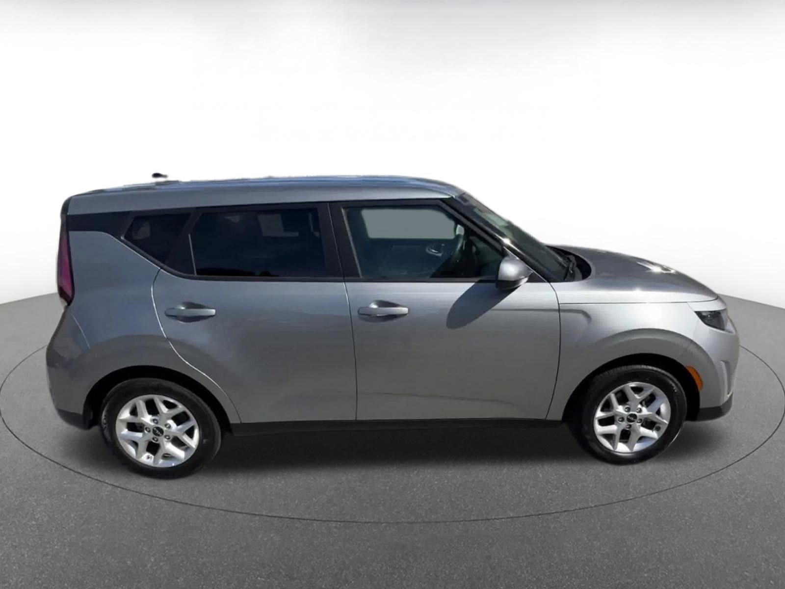 Thumbnail: 2025 Kia Soul - 16