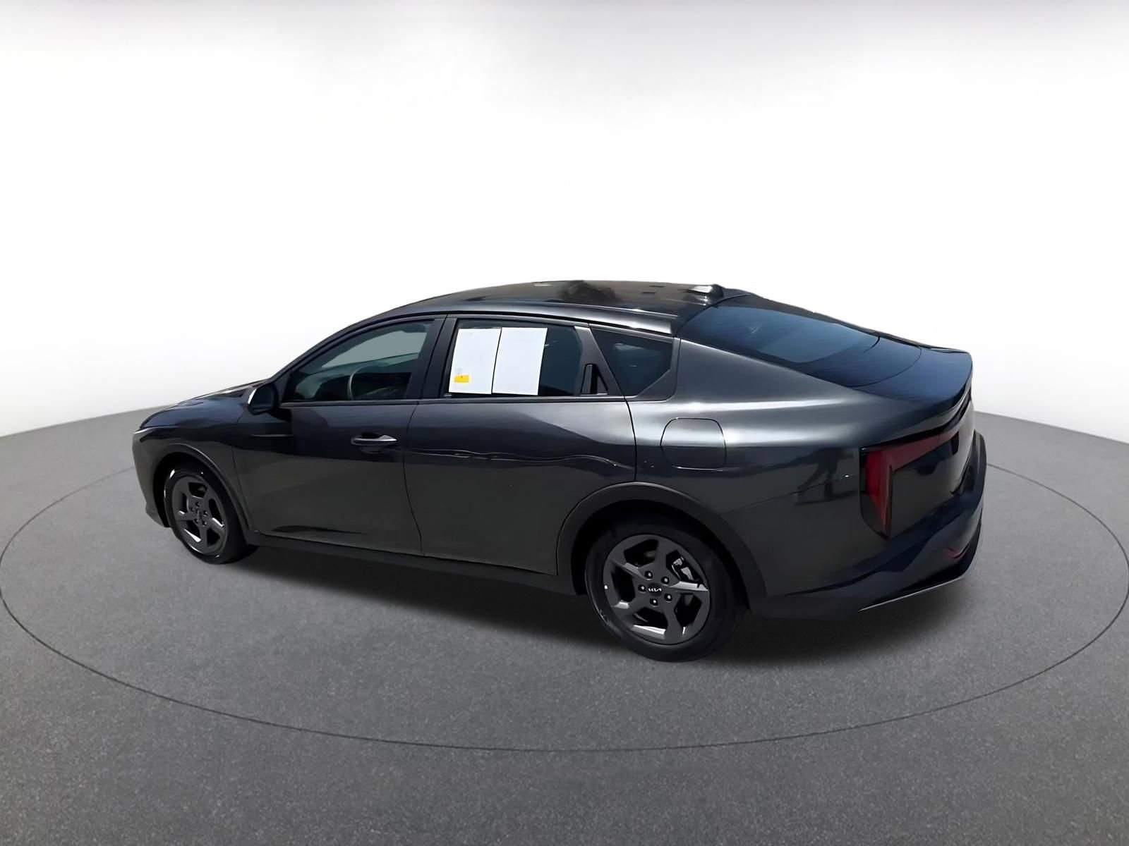 Thumbnail: 2025 Kia K4 - 10