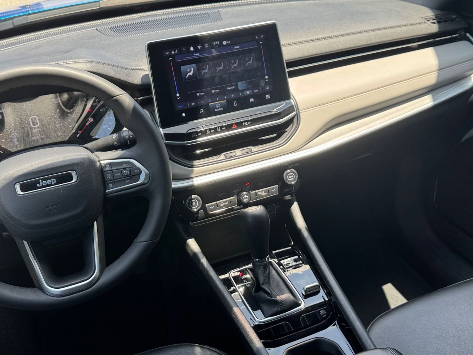 Thumbnail: 2025 Jeep Compass - 20