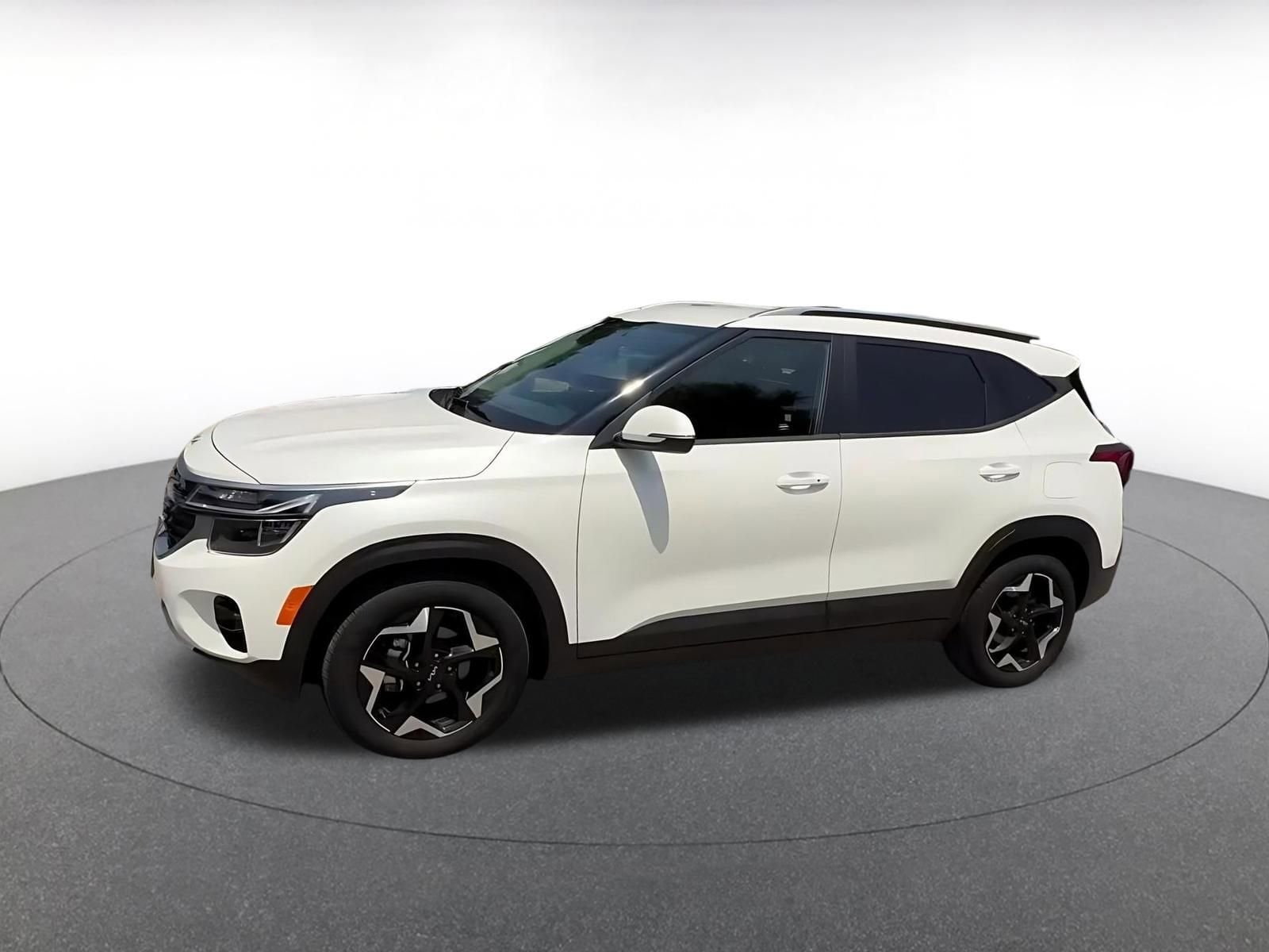 Thumbnail: 2025 Kia Seltos - 8