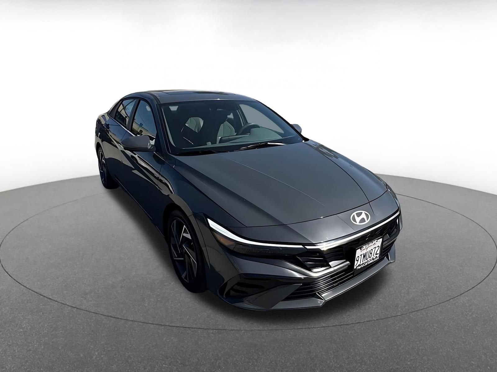 2025 Hyundai Elantra SEL