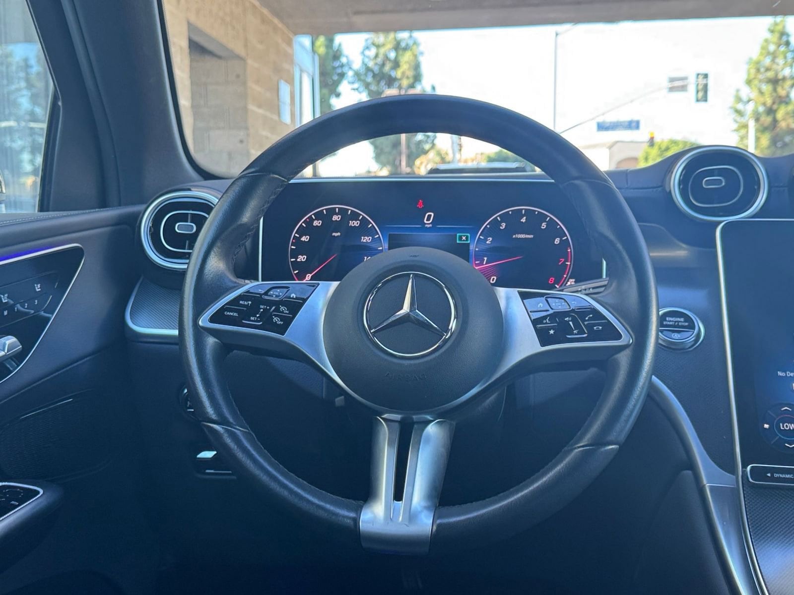 Thumbnail: 2024 Mercedes-Benz GLC - 27