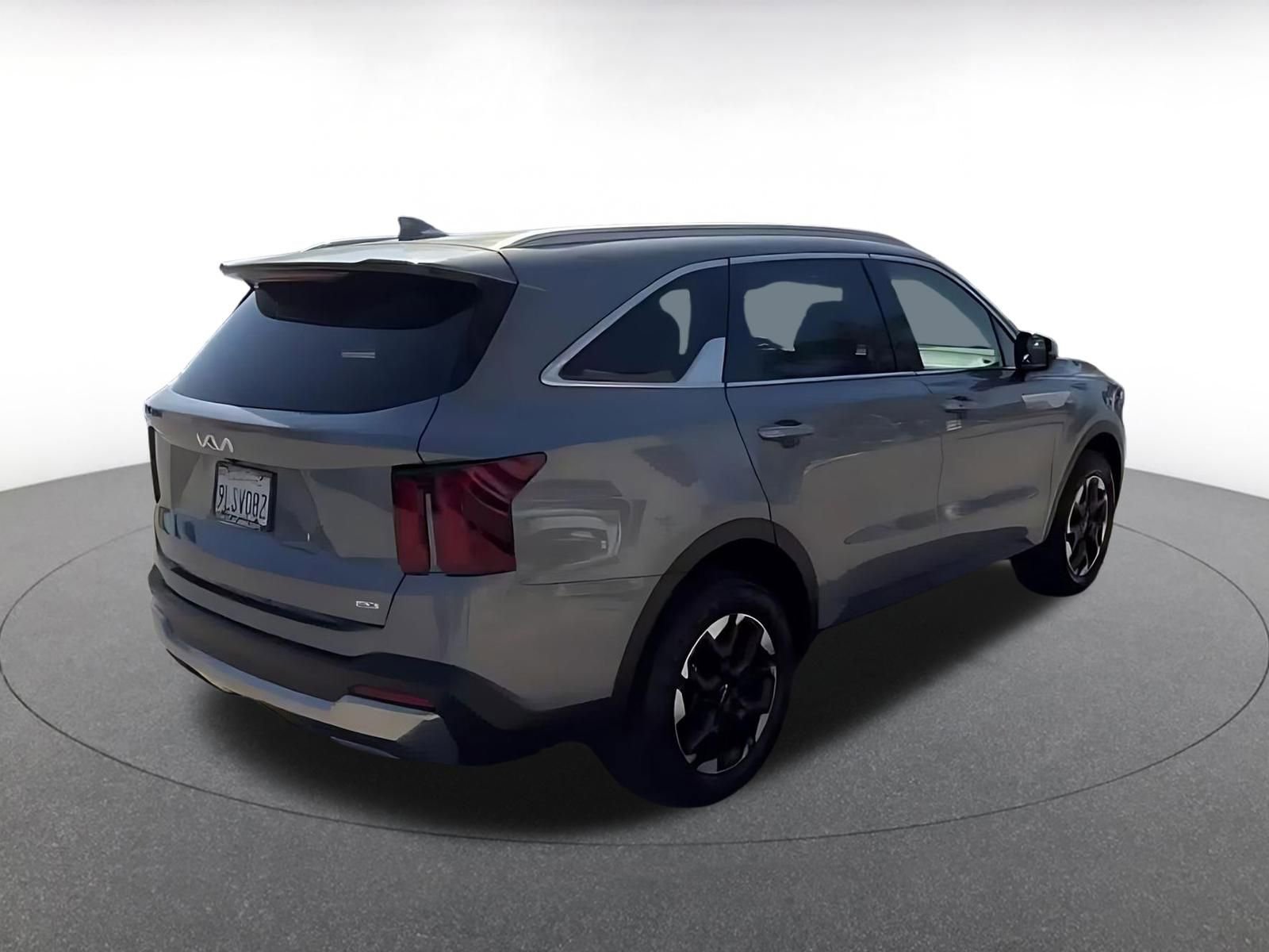 Thumbnail: 2024 Kia Sorento - 12