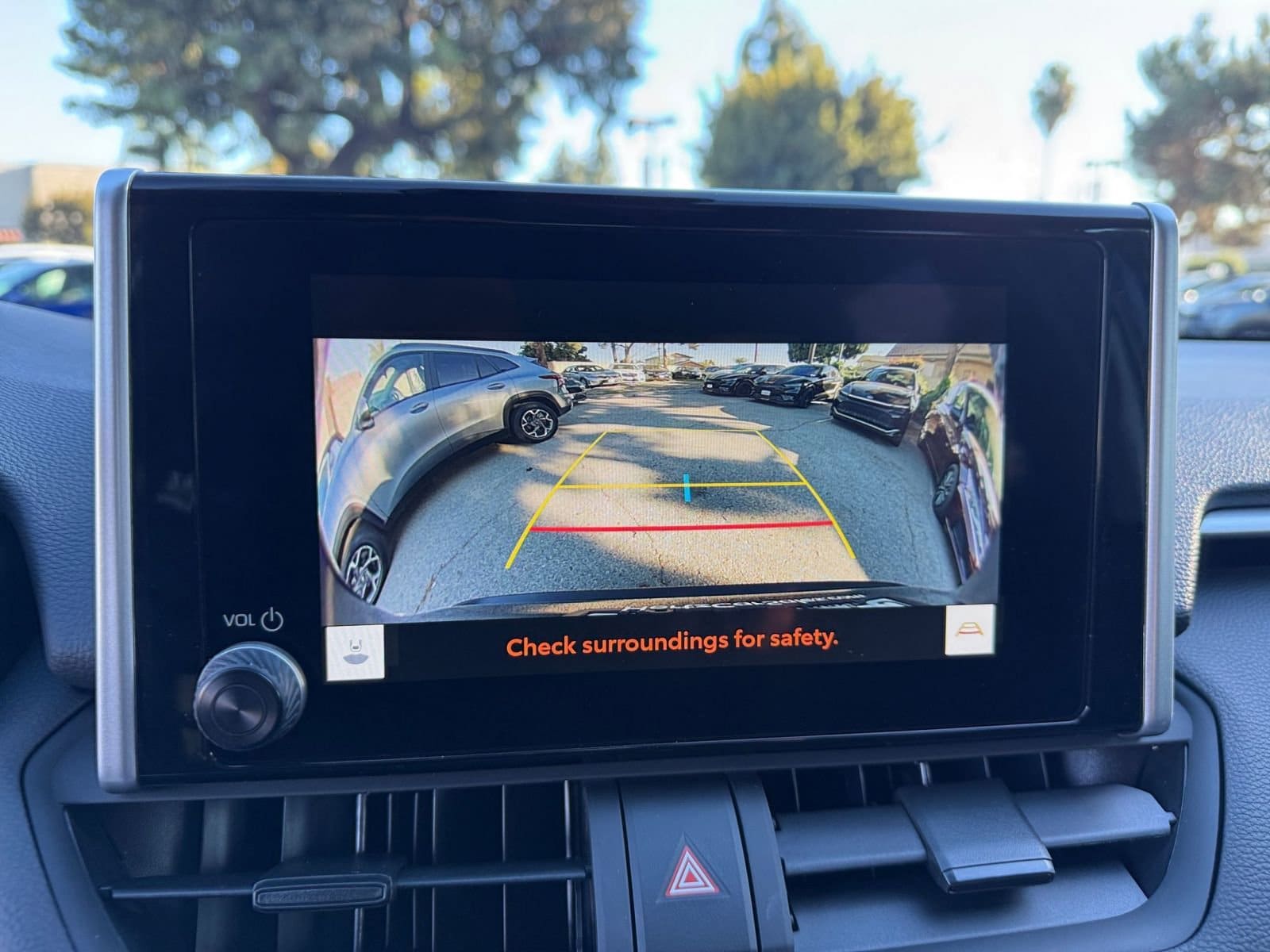 Thumbnail: 2025 Toyota RAV4 - 17