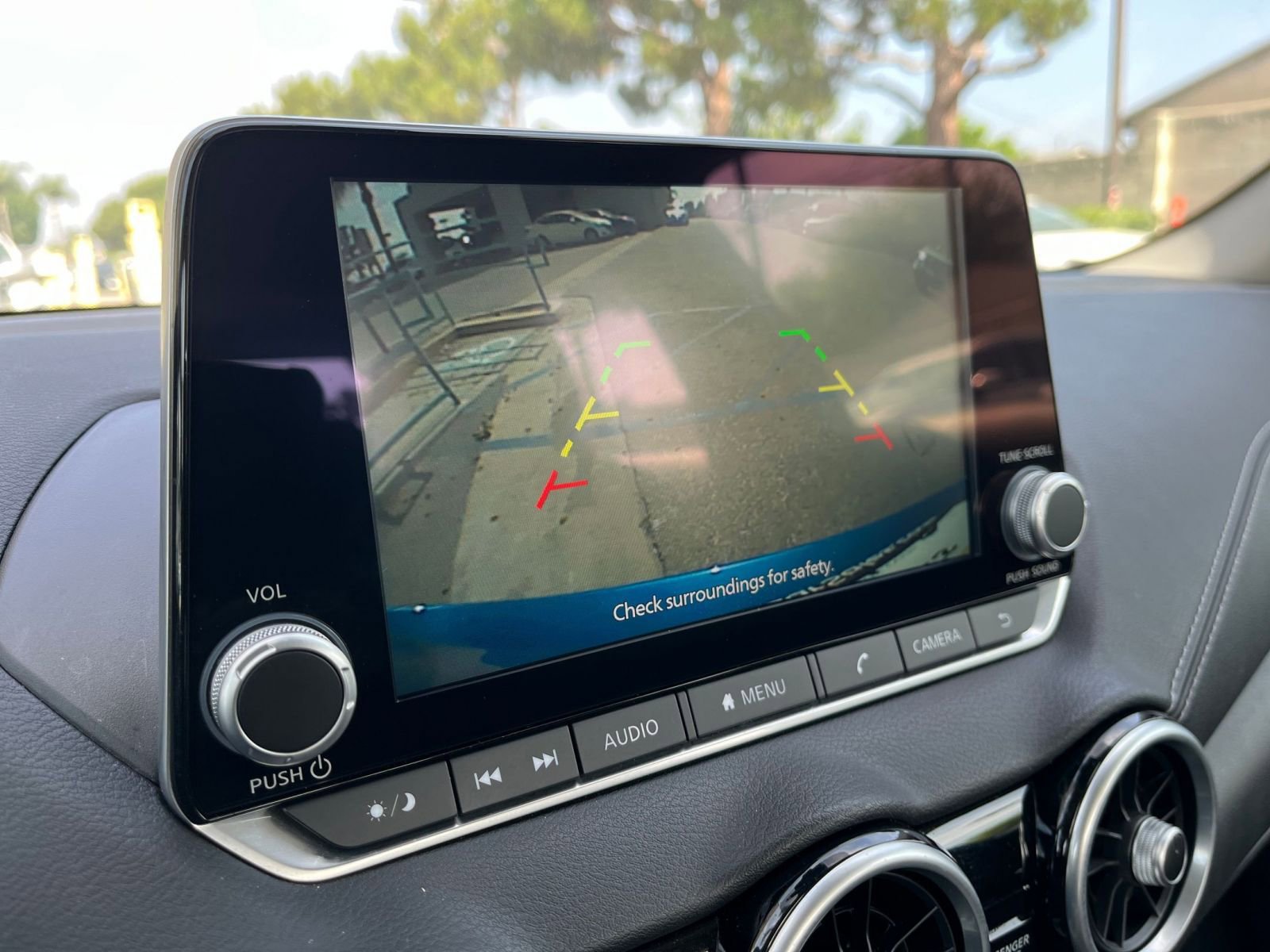 Thumbnail: 2025 Nissan Sentra - 24