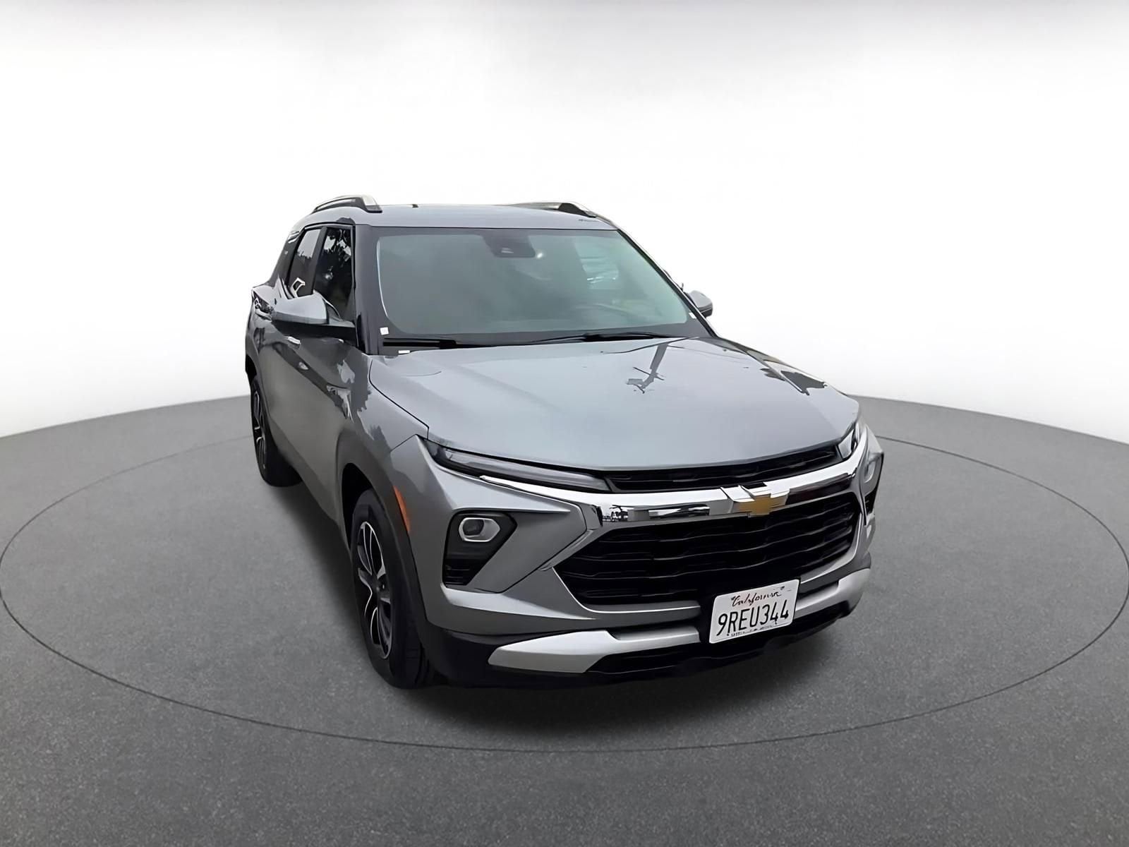 Thumbnail: 2025 Chevrolet TrailBlazer - 3