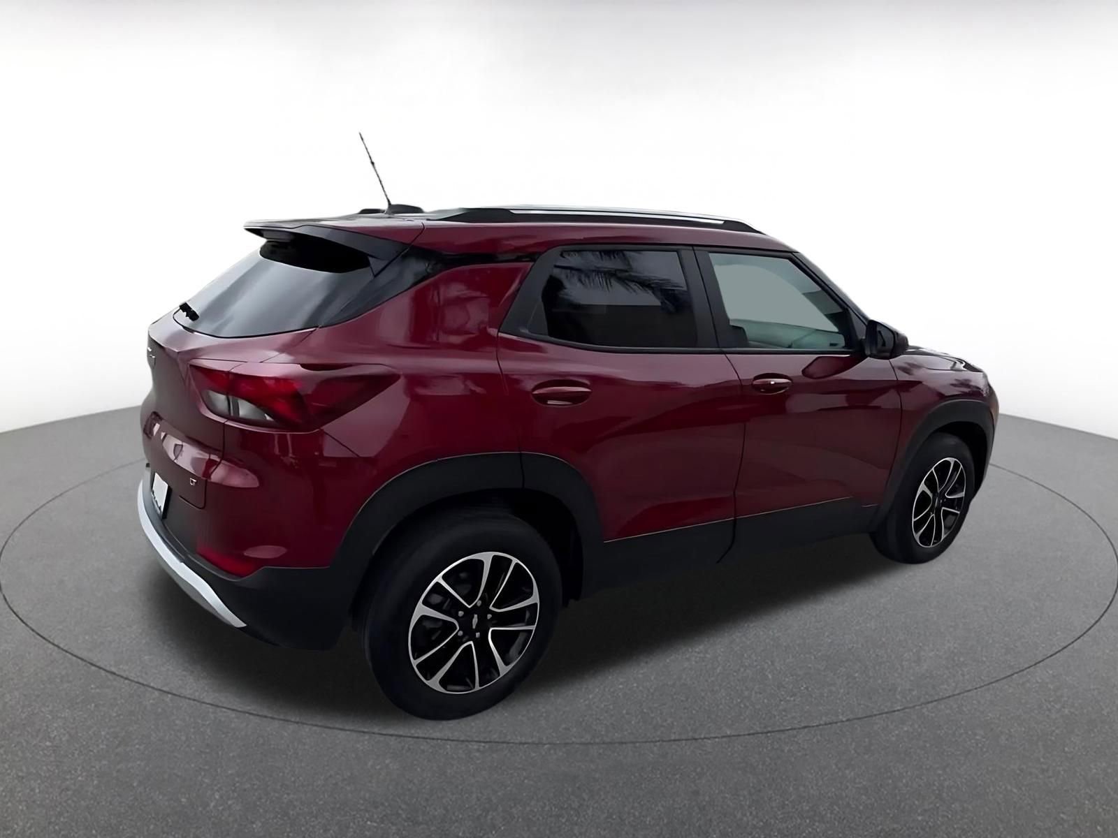 Thumbnail: 2025 Chevrolet TrailBlazer - 15